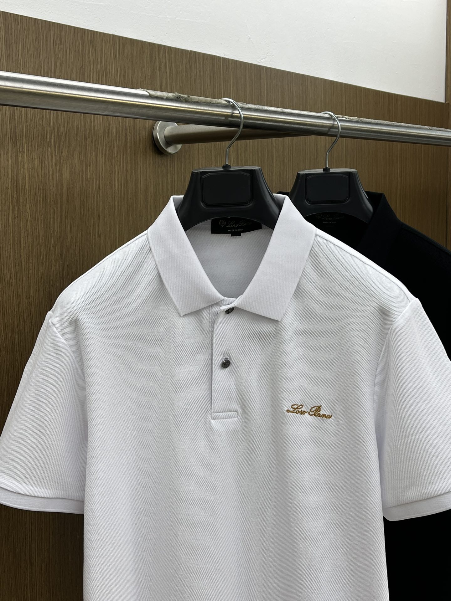 新款 lP🆕 🔥🔥春夏新款男士短袖Polo衫，品牌最新设计元素！既不单调也不复杂,恰到好处的展现品味！客
