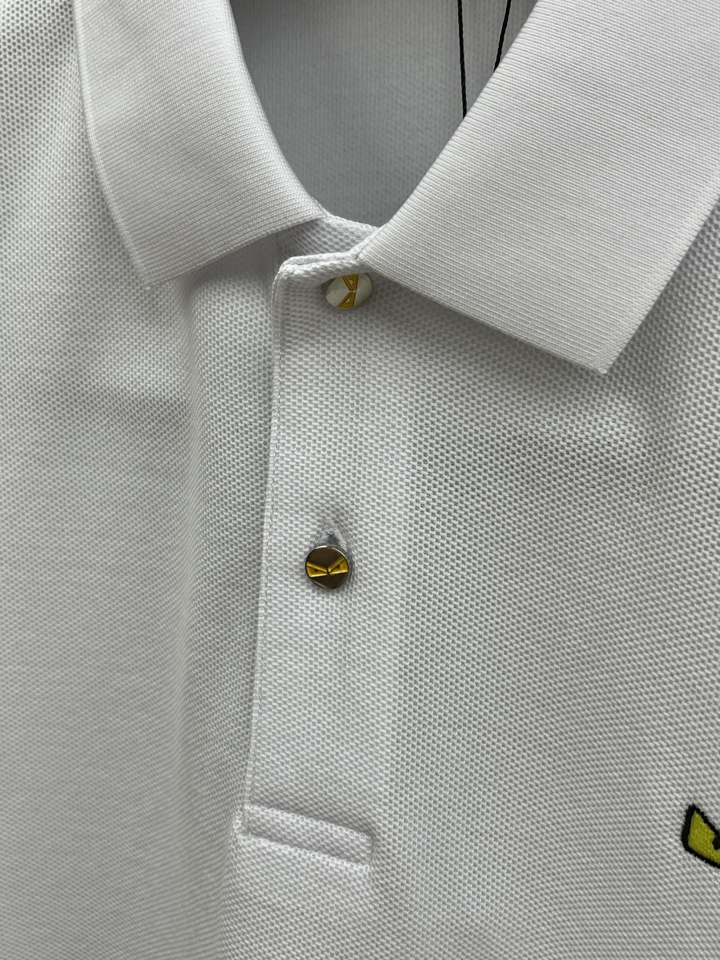 新款 FD 🔥🔥春夏新款男士短袖Polo衫，品牌最新设计元素！既不单调也不复杂,恰到好处的展现品味！客供