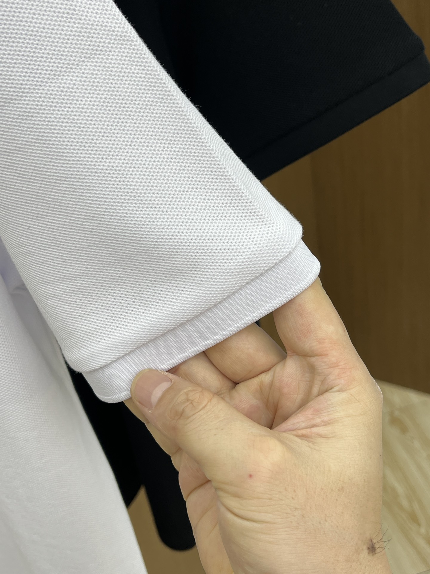 新款 FD 🔥🔥春夏新款男士短袖Polo衫，品牌最新设计元素！既不单调也不复杂,恰到好处的展现品味！客供