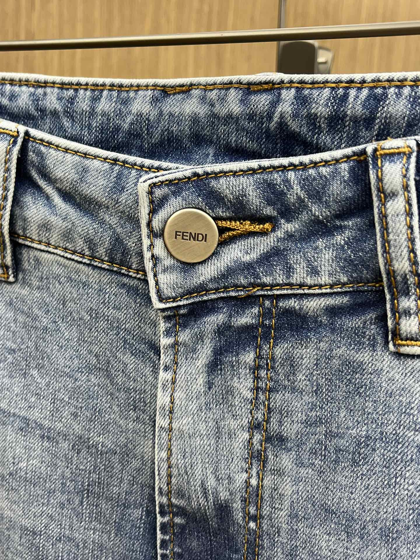 新款 FD 🔥🔥高端定制、2025早春最新款牛仔裤 柜台同步发售 原版定制复刻 客供五金辅料 原单品质 