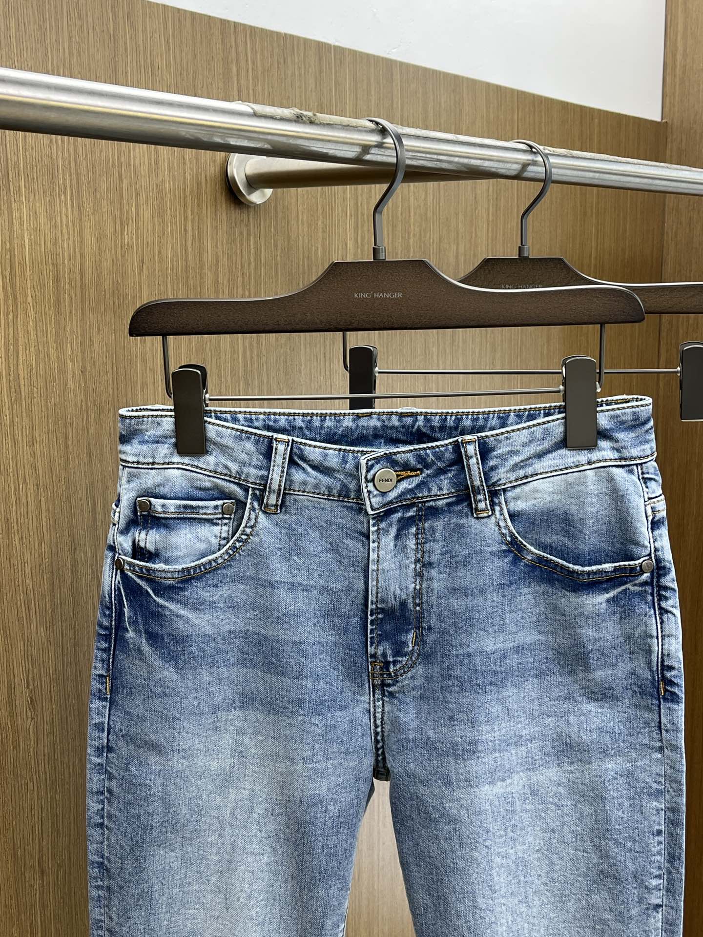 新款 FD 🔥🔥高端定制、2025早春最新款牛仔裤 柜台同步发售 原版定制复刻 客供五金辅料 原单品质 