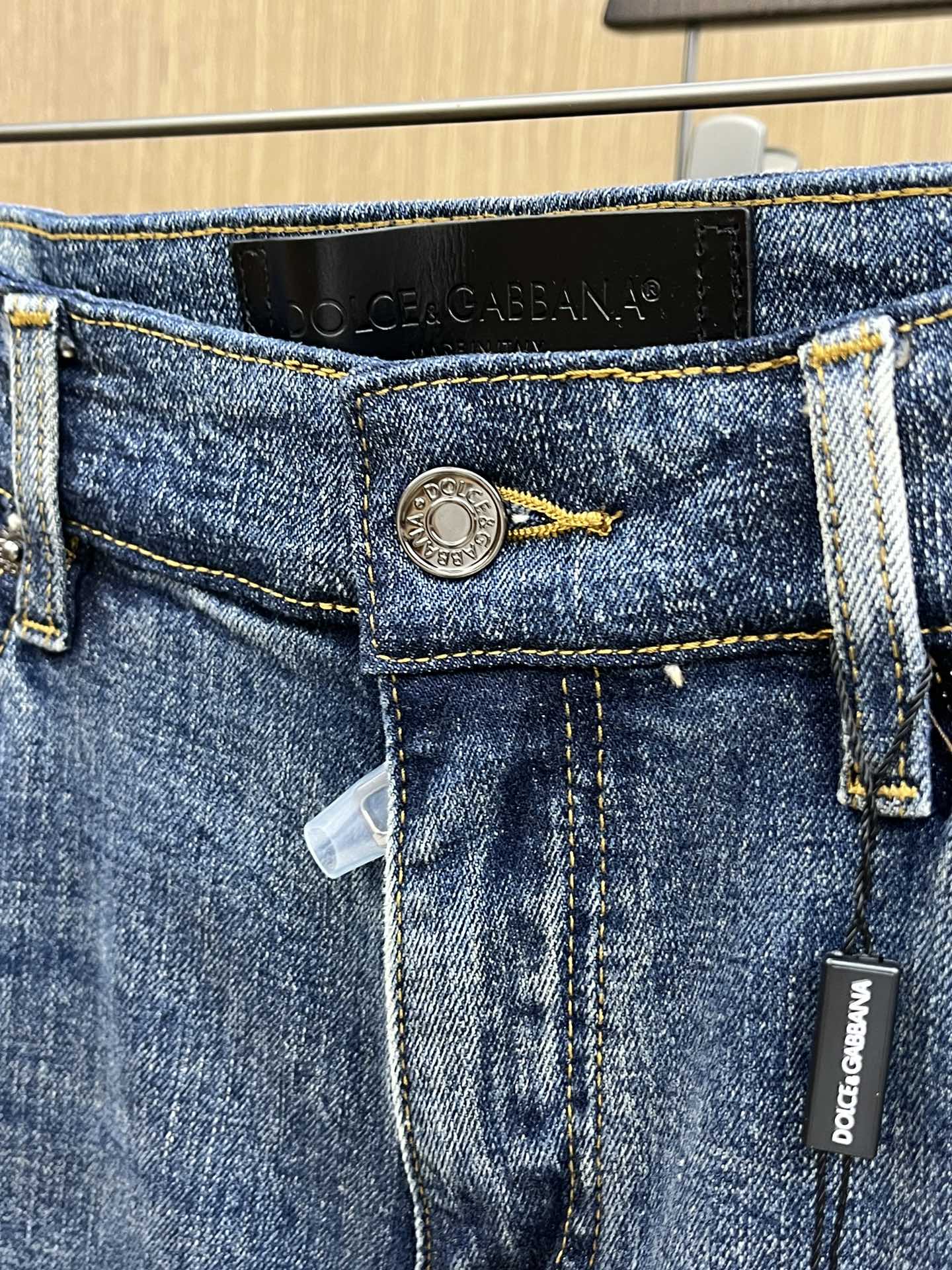 秋冬 DG 🔥🔥高端定制、25ss秋冬最新款原牛仔裤 柜台同步发售 原版定制复刻 客供五金辅料 原单品质