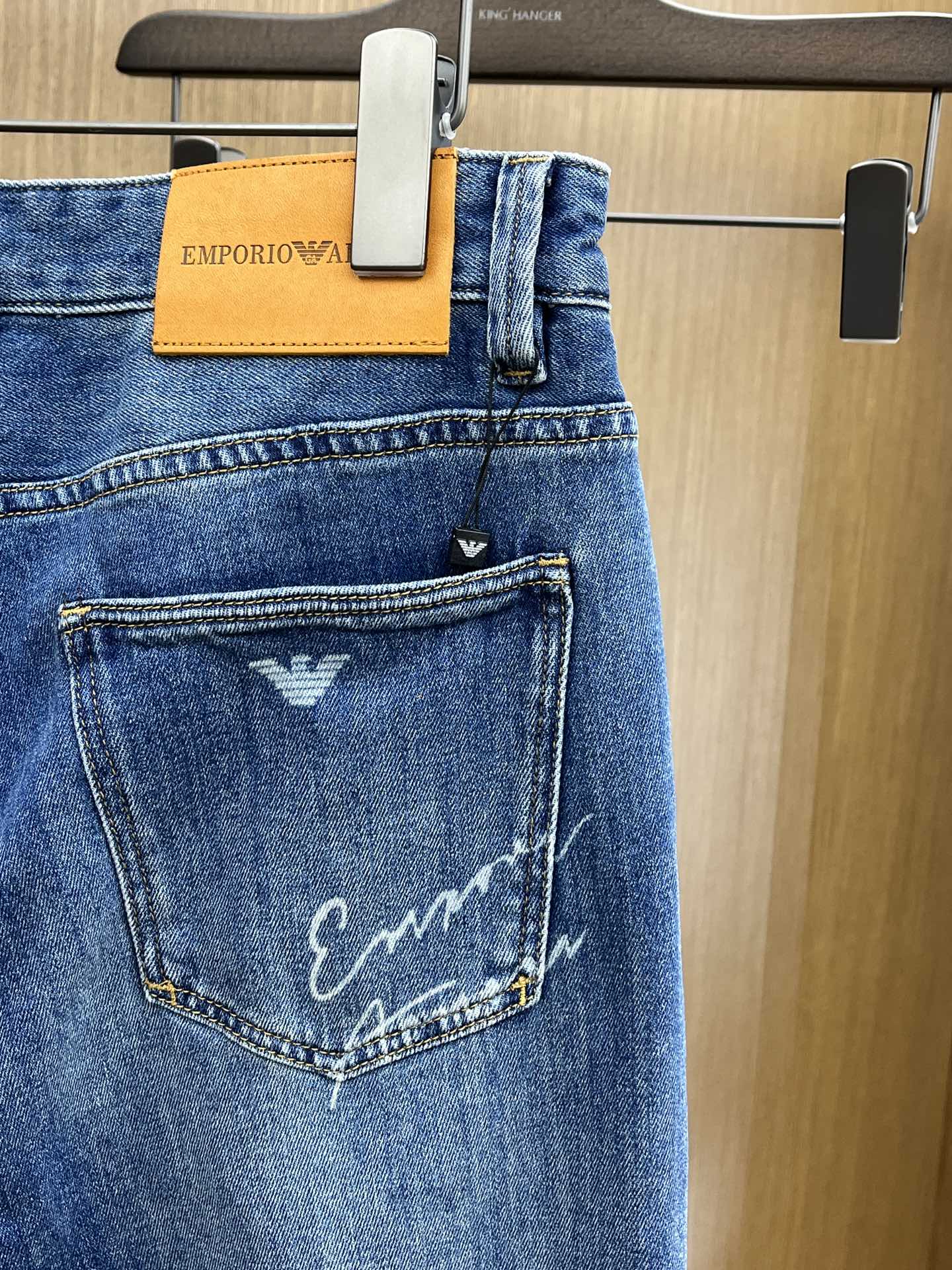 新款  AJ 🔥🔥高端定制品质 25SS春夏最新款原单牛仔裤 柜台同步发售 原版定制复刻 客供五金辅料 