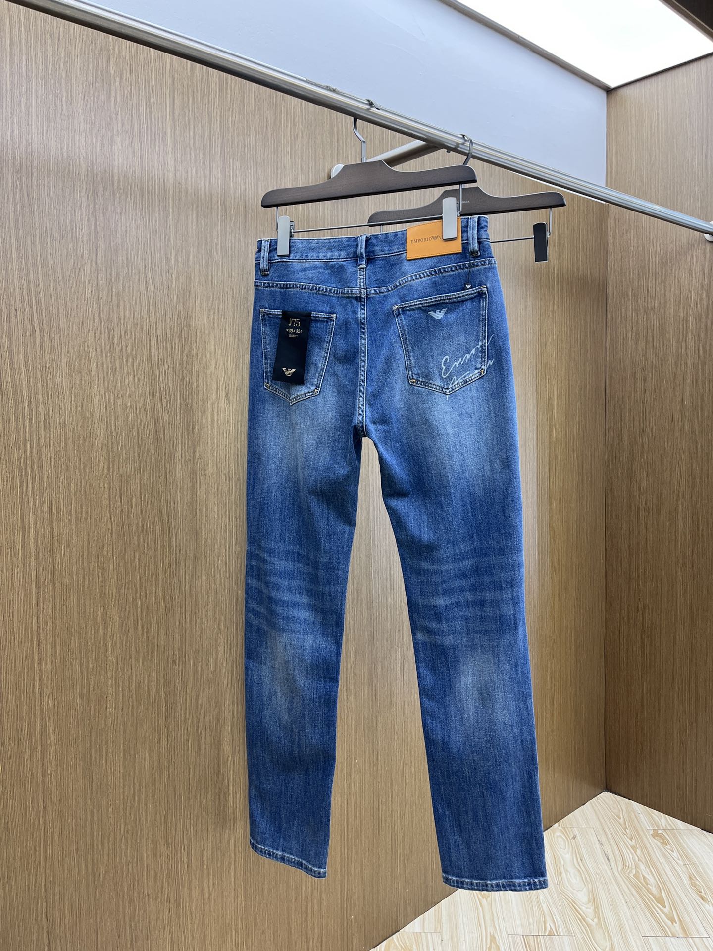 新款  AJ 🔥🔥高端定制品质 25SS春夏最新款原单牛仔裤 柜台同步发售 原版定制复刻 客供五金辅料 