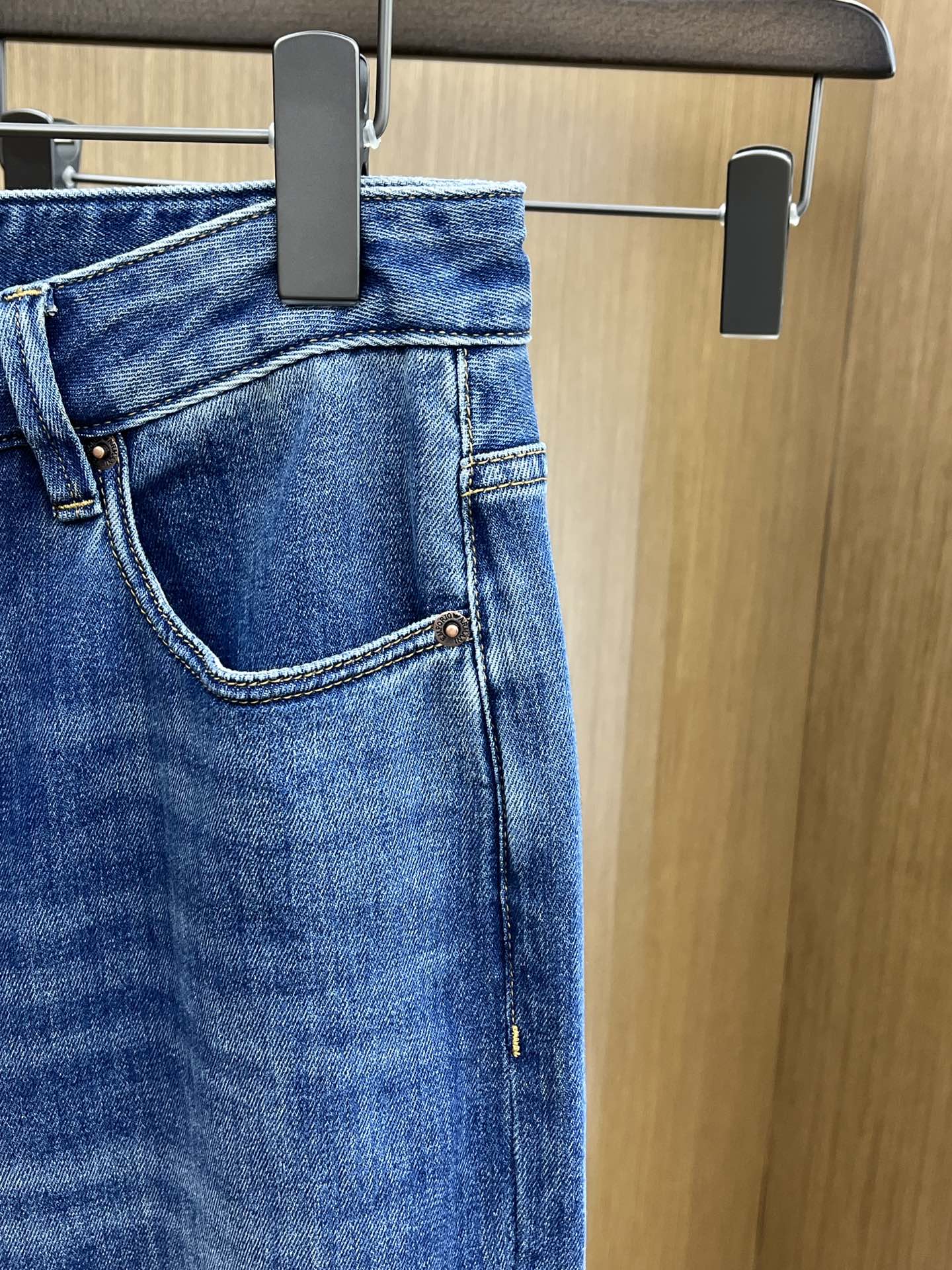 新款  AJ 🔥🔥高端定制品质 25SS春夏最新款原单牛仔裤 柜台同步发售 原版定制复刻 客供五金辅料 