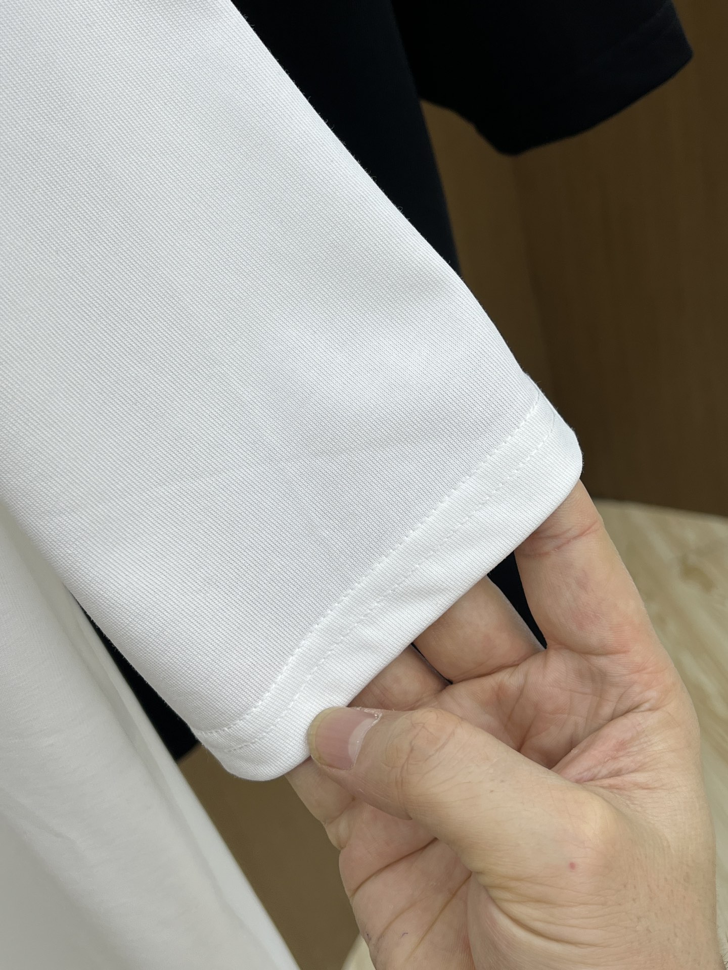  Celine 🔥🔥独家首发 2025早春最新品，专柜同步有售，原单狠货，时尚休闲圆领短袖T恤，上身舒适