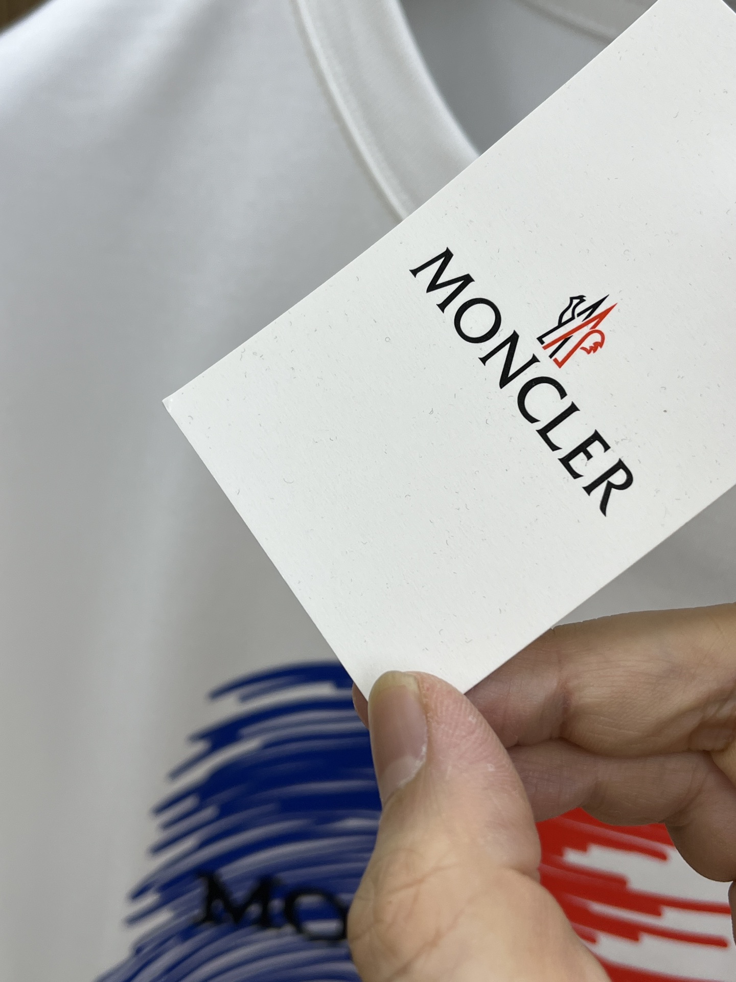  Mon 🔥🔥独家首发 2025早春最新品，专柜同步有售，原单狠货，时尚休闲圆领短袖T恤，上身舒适！吸睛