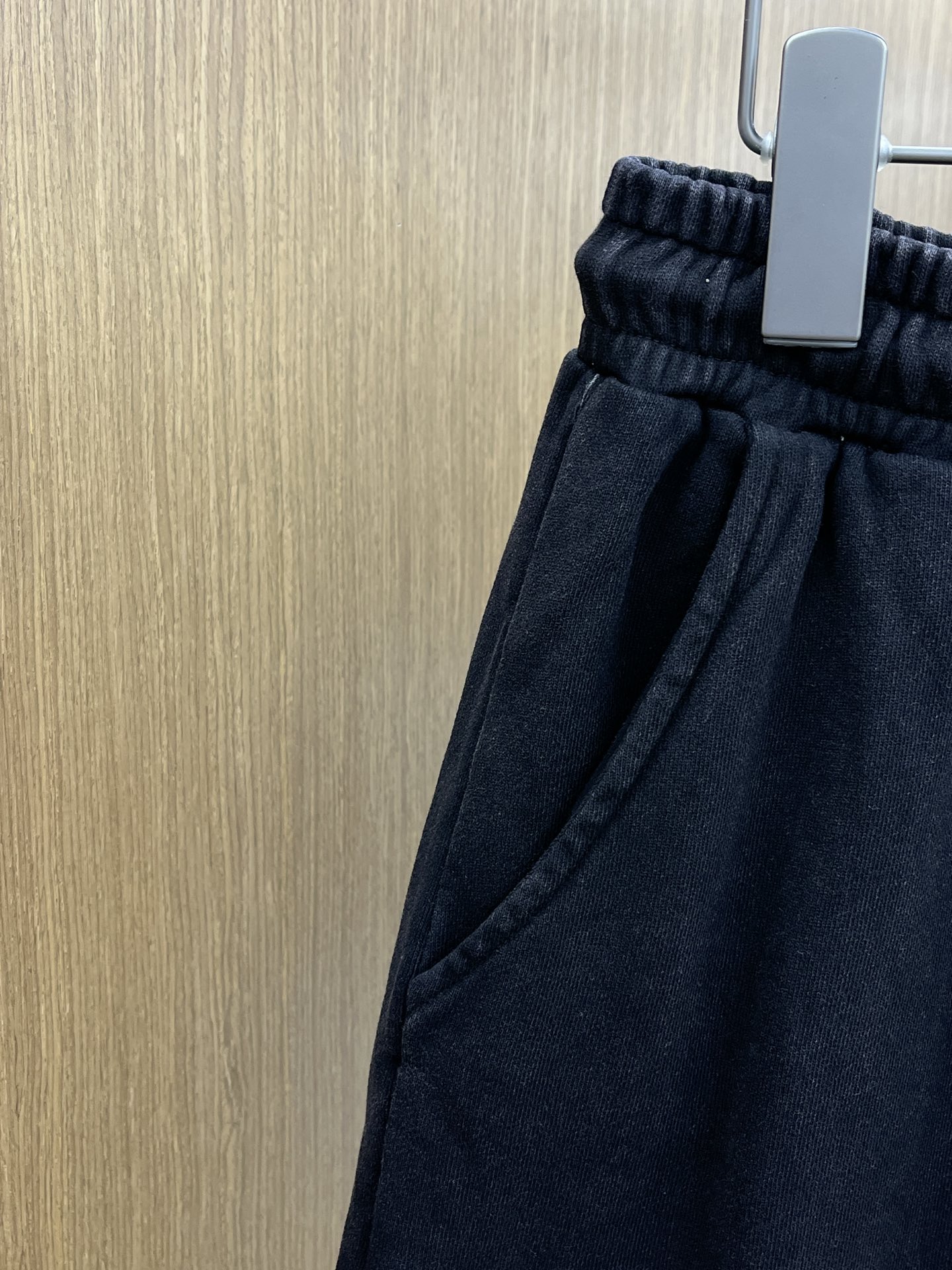 “New P550 CH Men’s Recreational Shorts: Custom Fabric, Comfortable Fit, Stylish Design” - 图片 4
