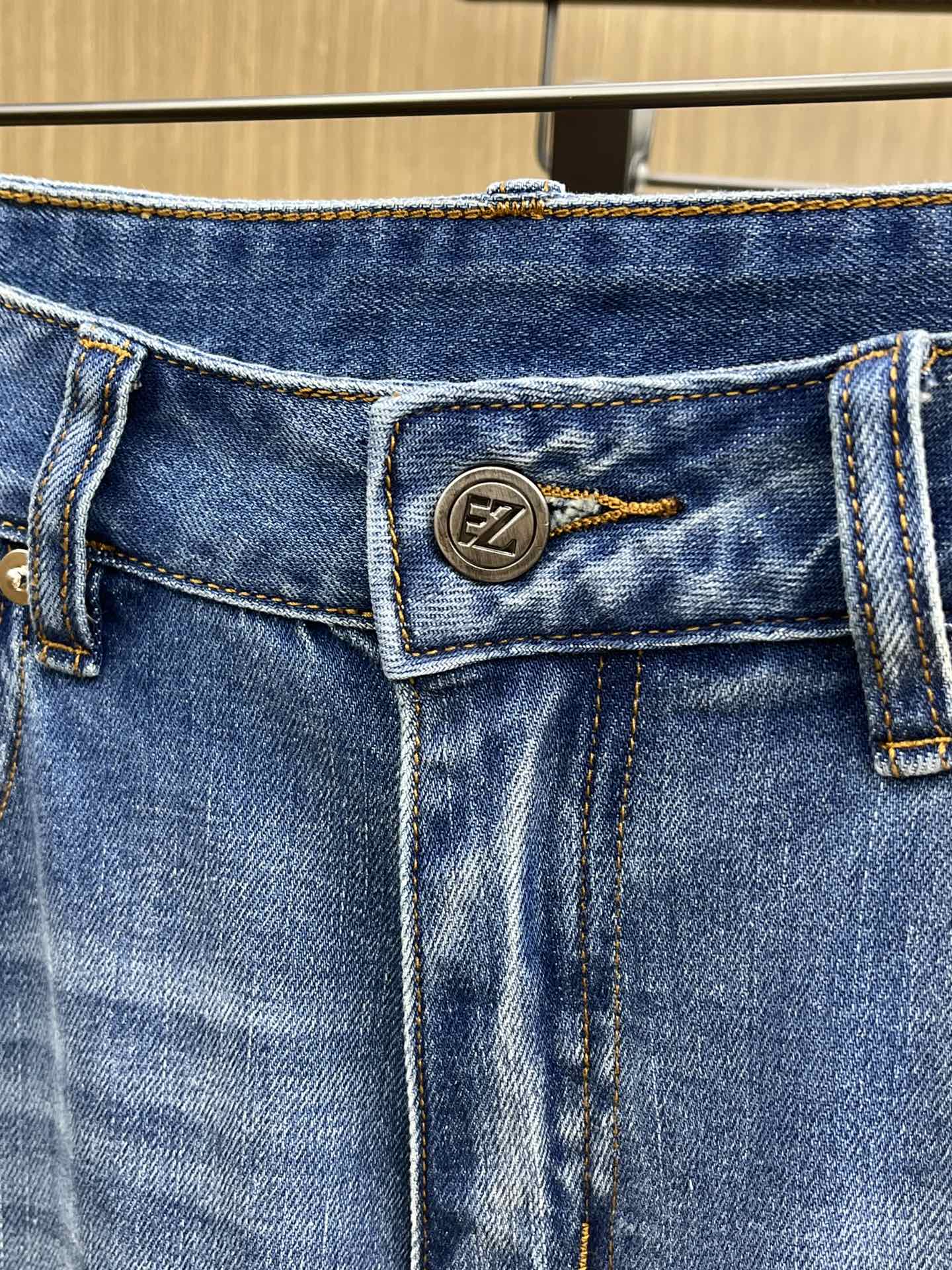 新款 ZZ 🔥🔥高端定制、2025春夏最新款劲爆牛仔裤 柜台同步发售 进口固色面料 原版定制复刻 客供五