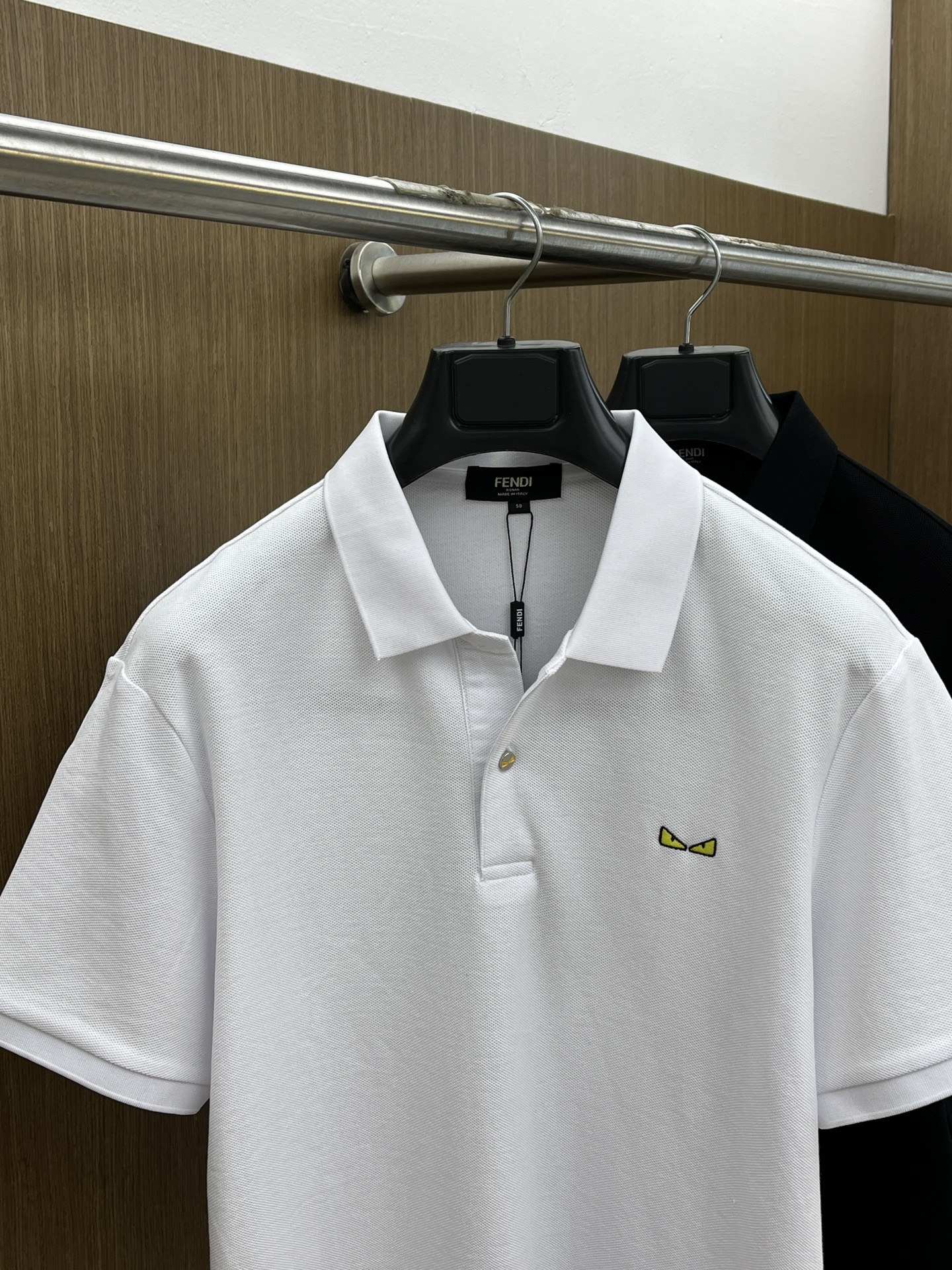 新款 FD 🔥🔥春夏新款男士短袖Polo衫，品牌最新设计元素！既不单调也不复杂,恰到好处的展现品味！客供