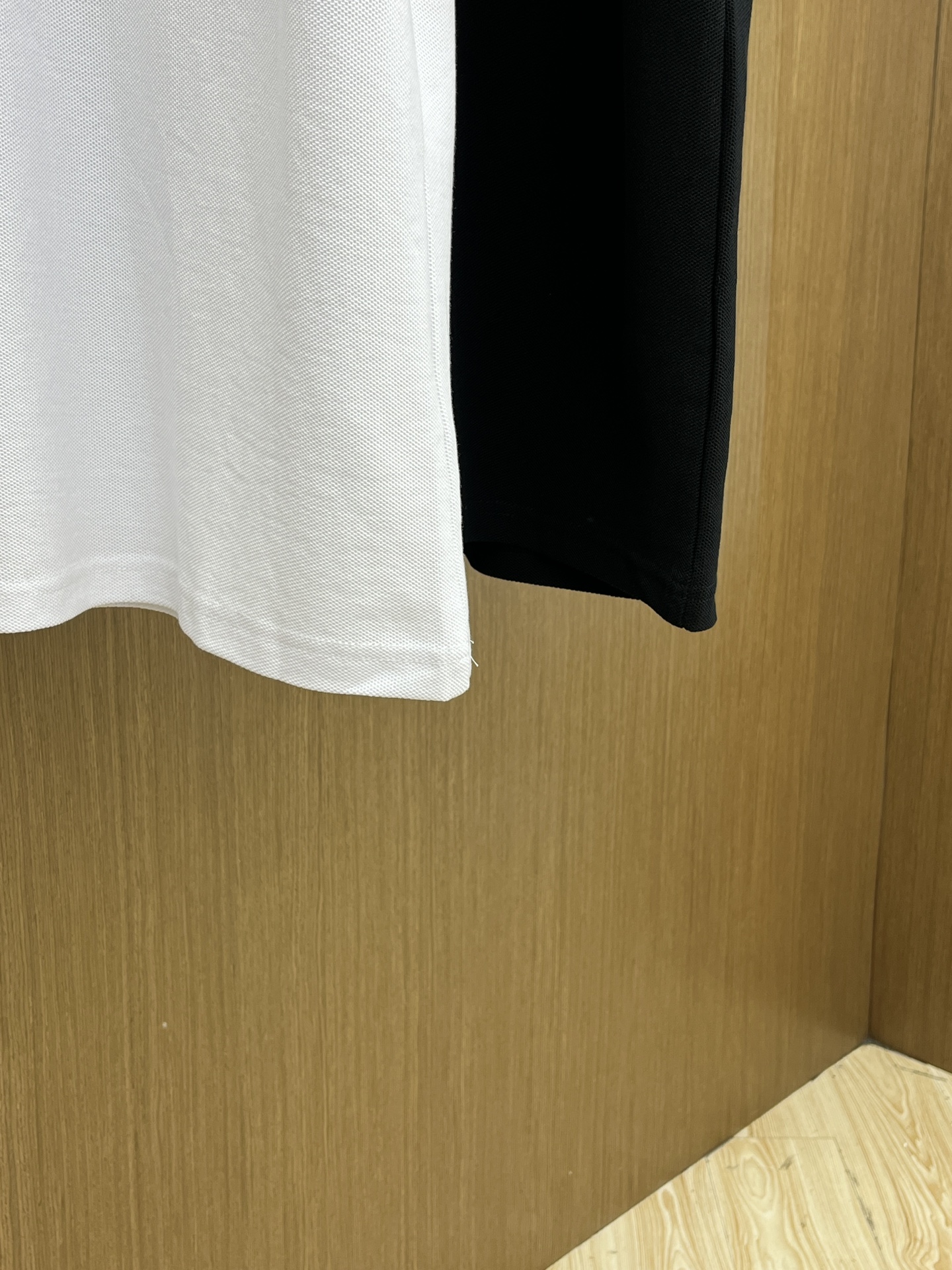 新款 FD 🔥🔥春夏新款男士短袖Polo衫，品牌最新设计元素！既不单调也不复杂,恰到好处的展现品味！客供