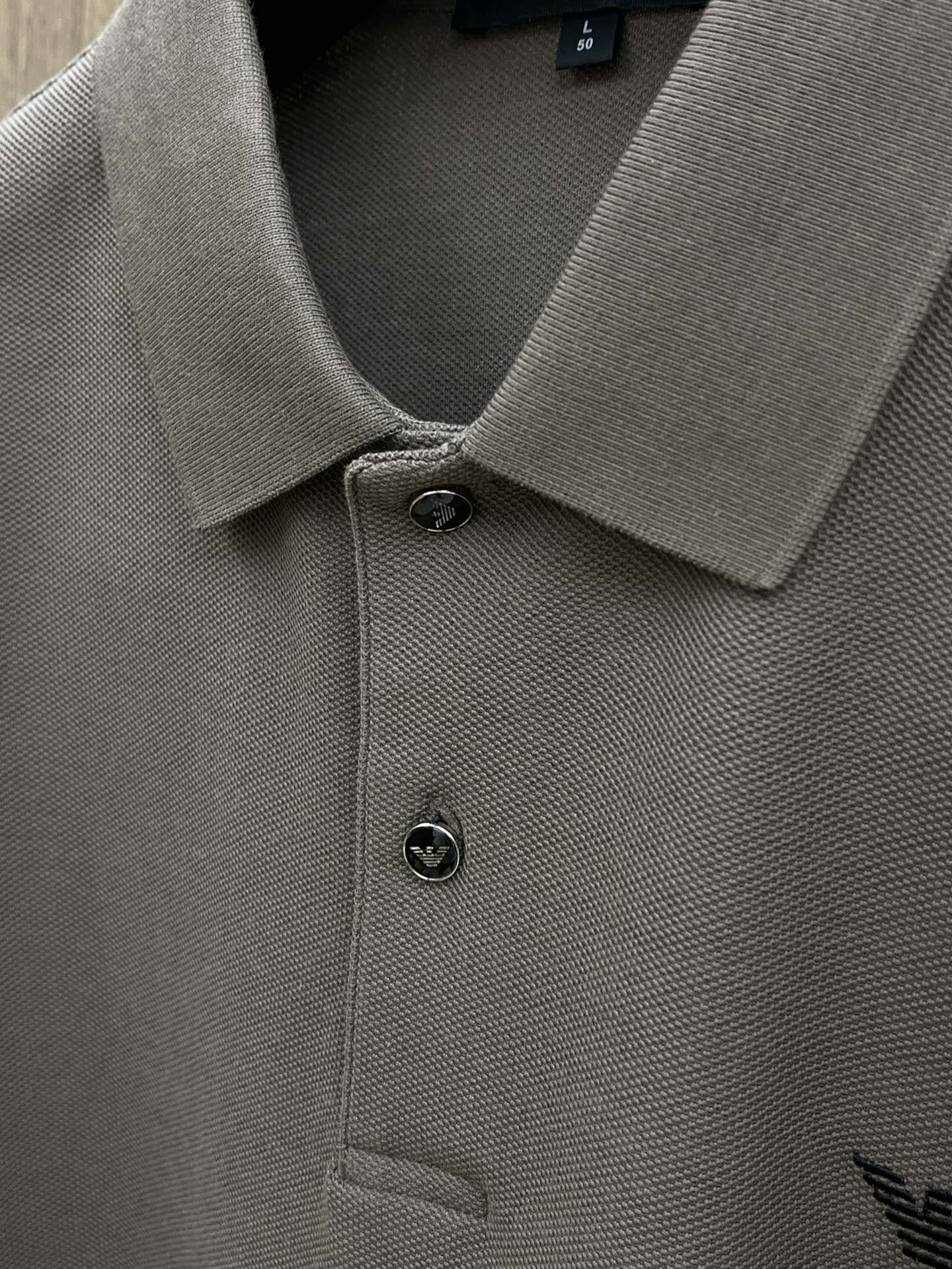 新款 AJ 🔥🔥春夏新款男士短袖Polo衫，品牌最新设计元素！既不单调也不复杂,恰到好处的展现品味！客供