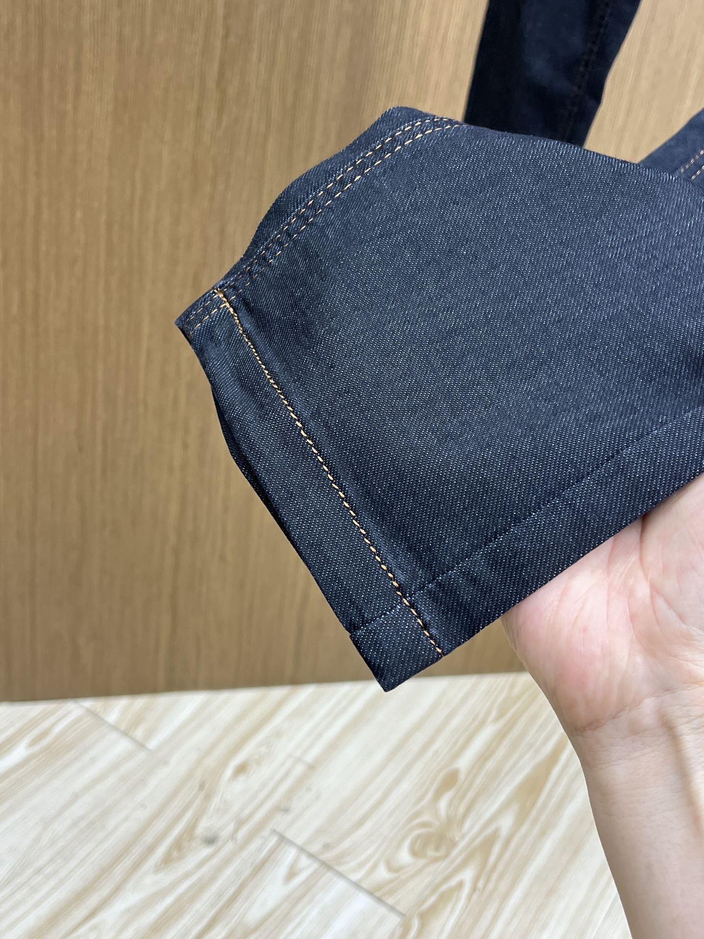 新品 Bc🔥春夏新品休闲牛仔裤 官网同步发售，裤身工艺设计，进口客供辅料、东欧牛仔面料定制，代工厂出品免