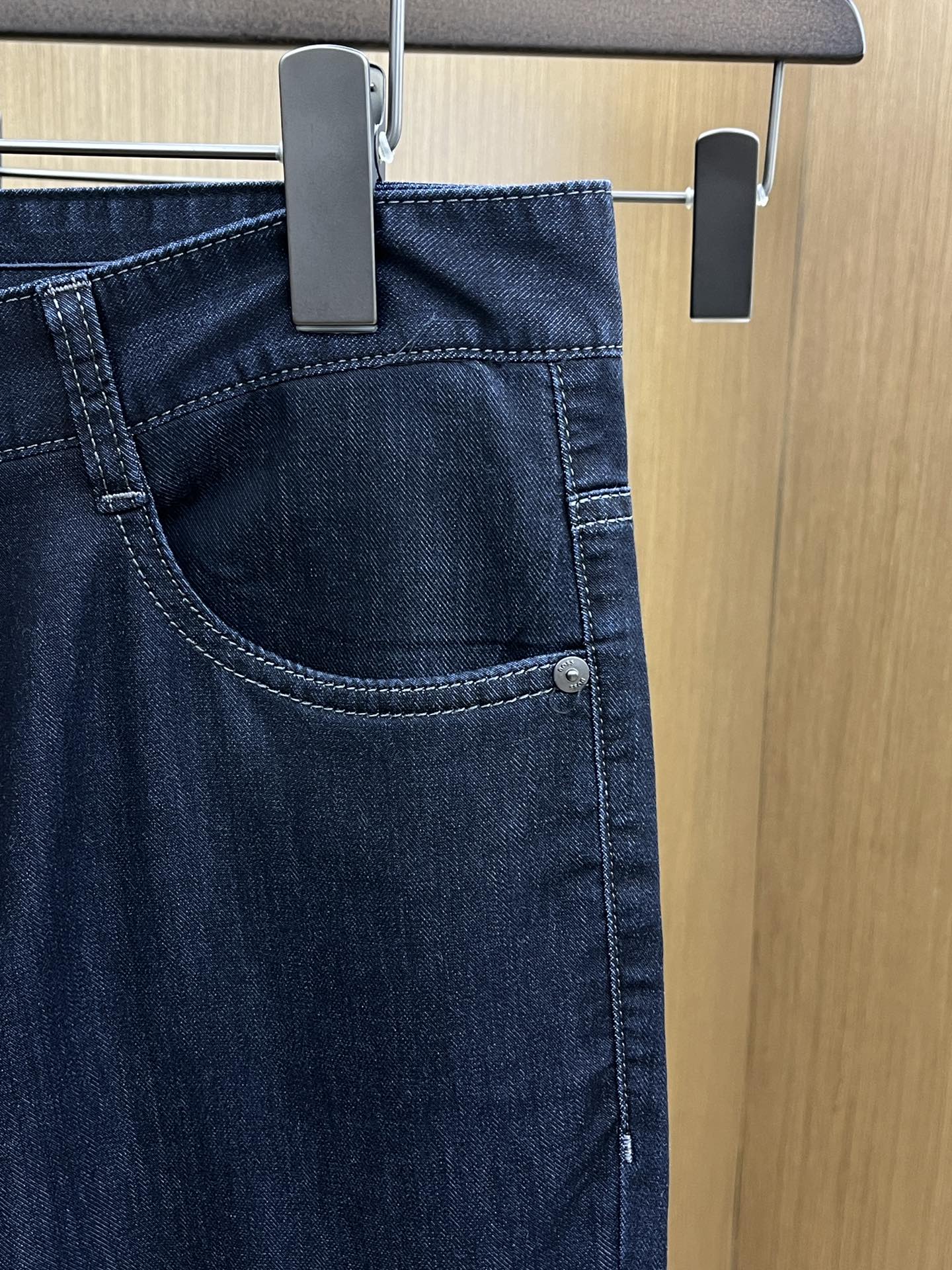 新品 Boss 🔥春夏新品休闲牛仔裤 官网同步发售，裤身工艺设计，进口客供辅料、东欧牛仔面料定制，代工厂