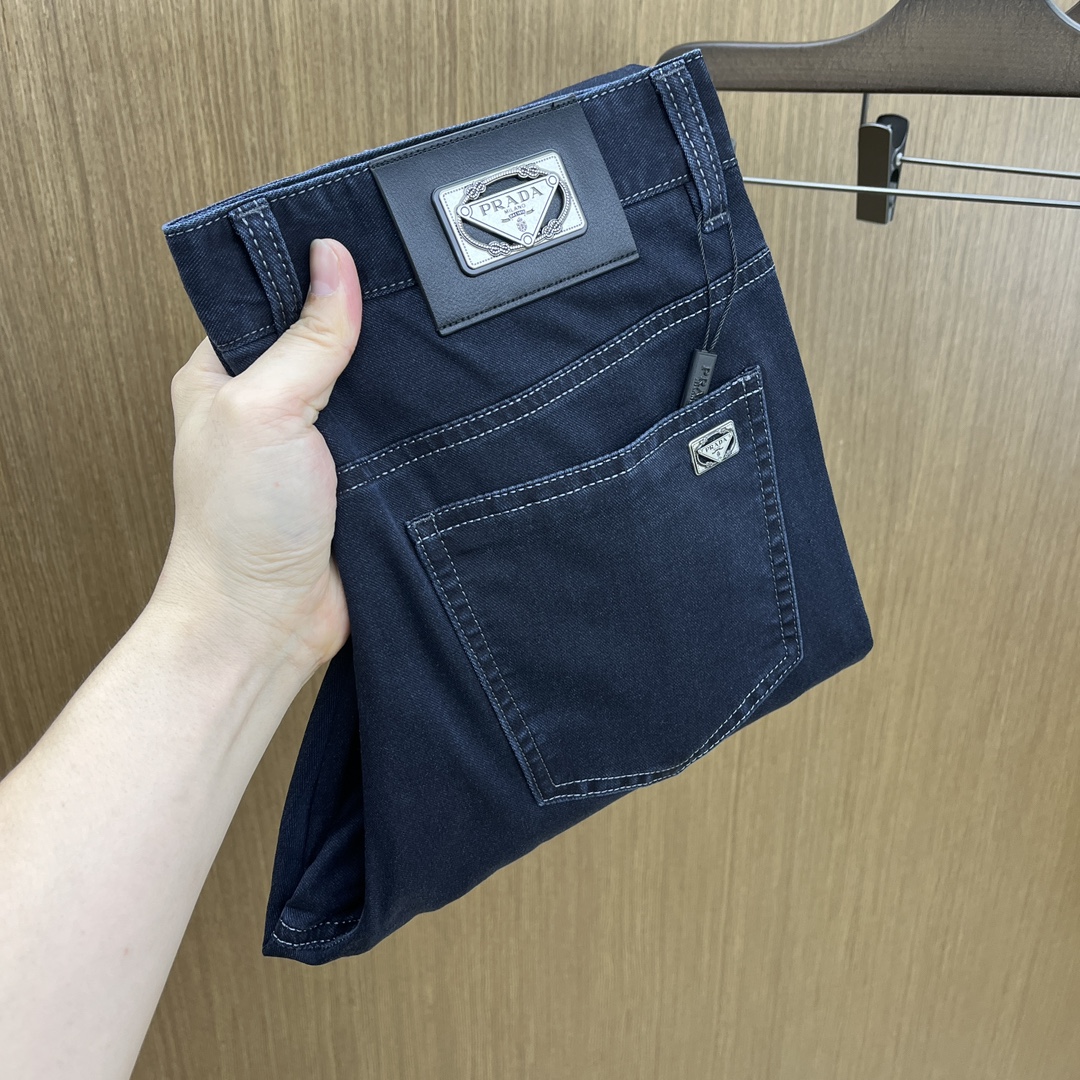 NO:414484,New product PD Spring and summer new casual jeans are available simultaneously on the official website, trouser body craft design, imported customer-supplied auxiliary materials, customized Eastern European denim fabrics, and OEM products are free of inspection!  Every detail is the ultimate, the original hardware accessories are trendy and stylish, and they are a must-have item for trendy people!  Original single production of fh12!  Number of codes 29-38 None 35.37, jeans,alexander wang19860909新品 PD 春夏新品休闲牛仔裤 官网同步发售,裤身工艺设计,进口客供辅料、东欧牛仔面料定制,代工厂出品免检！每个细节做到极致,原版五金配件,潮范十足、上身有型帅气,潮人必备单品！ fh12原单出品！ 码数29-38无35.37,,jeans,alexander wang,Men's clothing