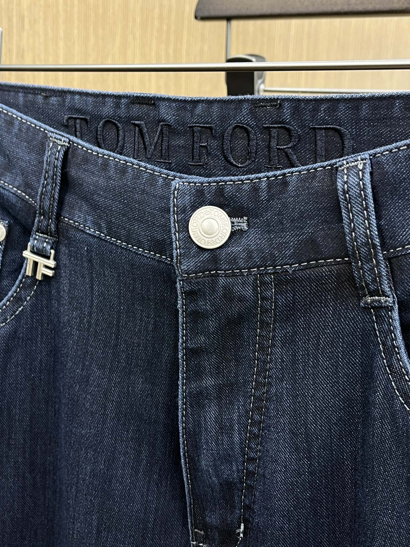 新品 TF 🔥春夏新品休闲牛仔裤 官网同步发售，裤身工艺设计，进口客供辅料、东欧牛仔面料定制，代工厂出品