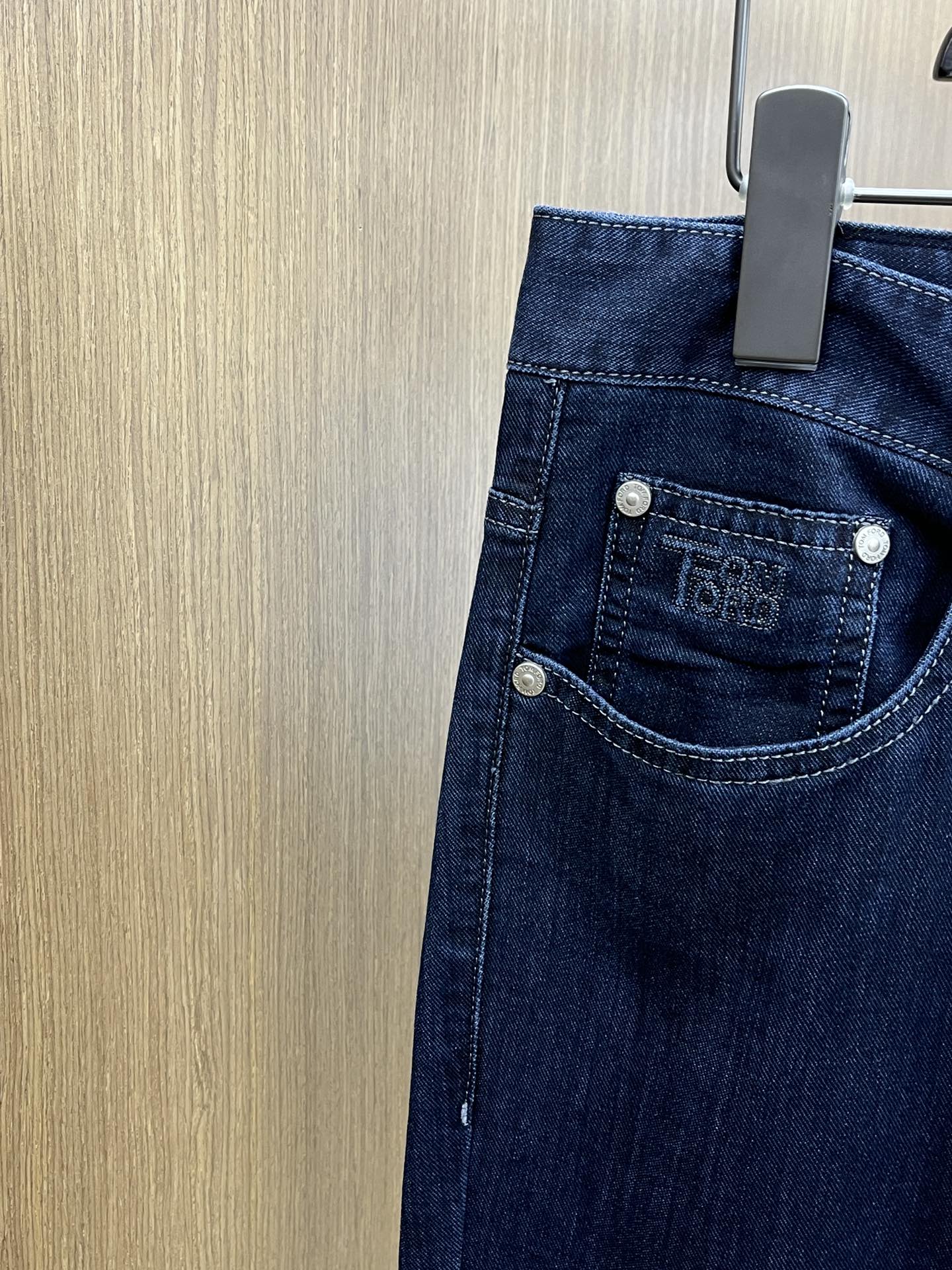 新品 TF 🔥春夏新品休闲牛仔裤 官网同步发售，裤身工艺设计，进口客供辅料、东欧牛仔面料定制，代工厂出品