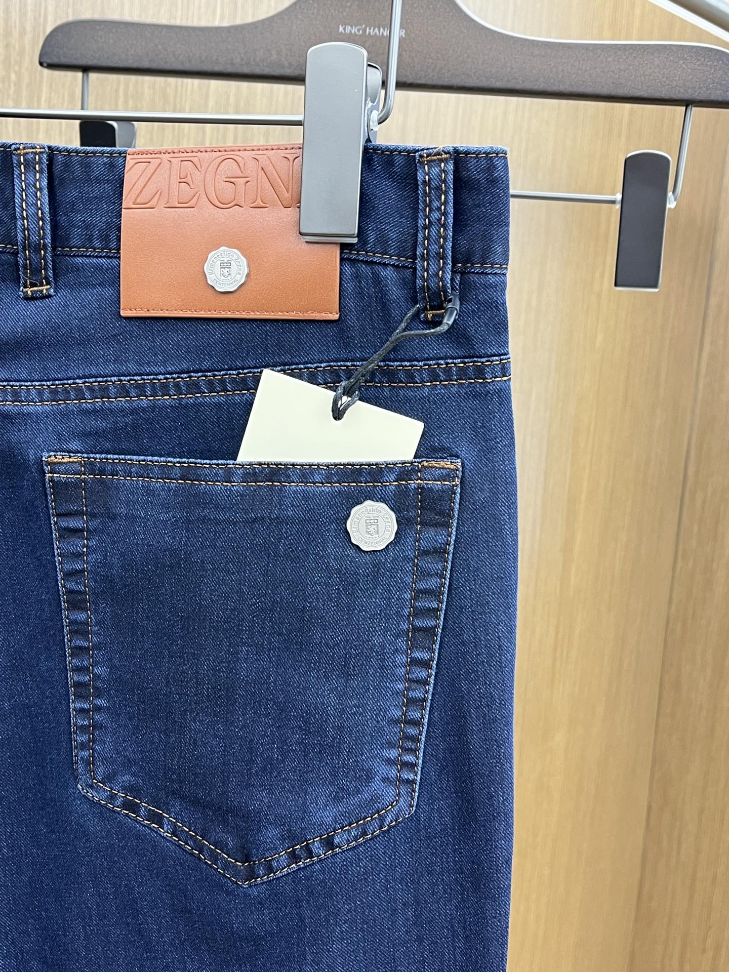 “New P650 Z Z Recreational Jeans with Unique Design and High Quality Hardware Parts” - 图片 9