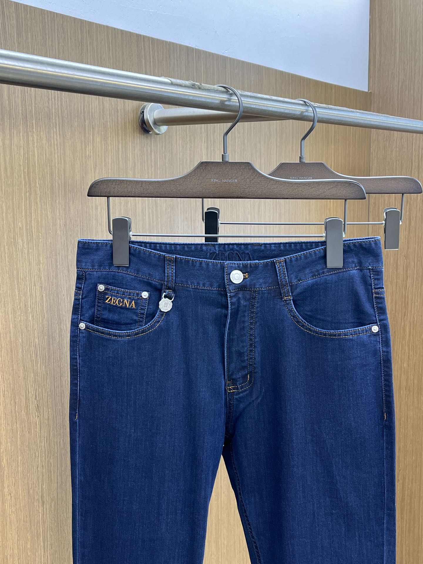 “New P650 Z Z Recreational Jeans with Unique Design and High Quality Hardware Parts” - 图片 3