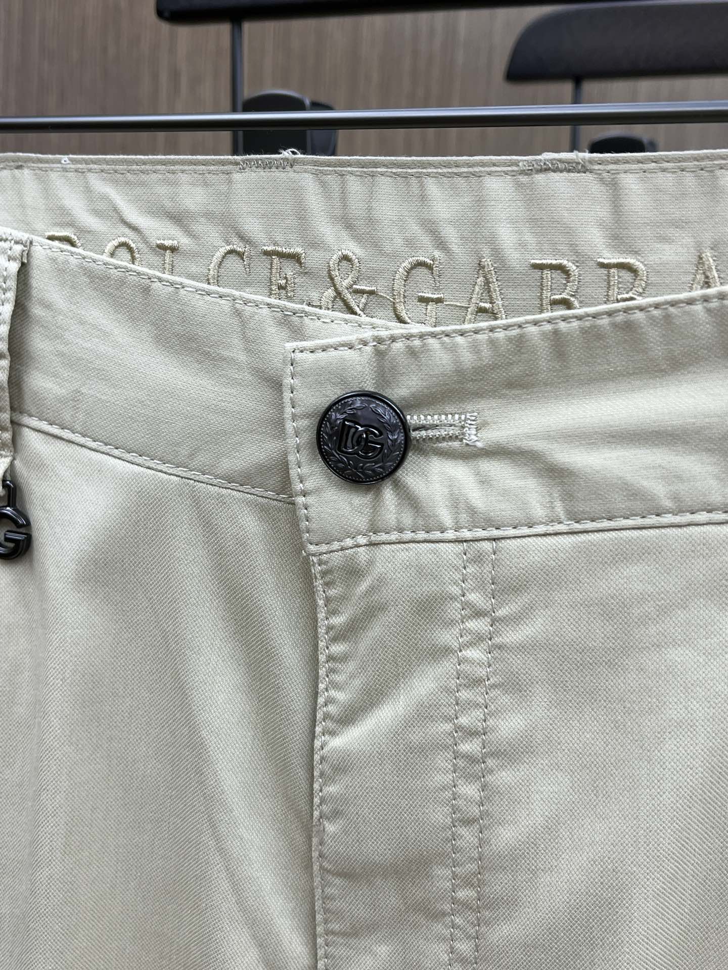 New P572 DG 4455 Leisure Shorts: High-Quality Design and Fabric Customization Available - 图片 4