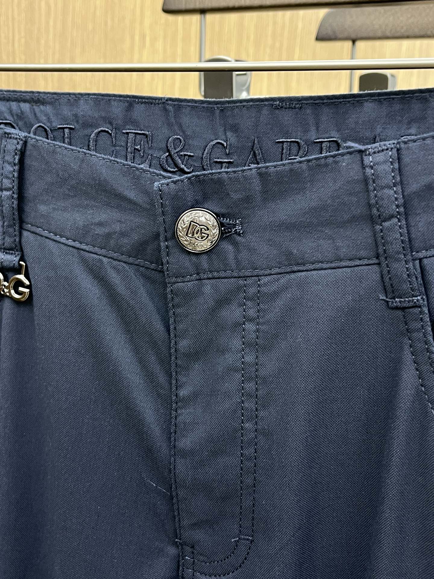 High-Quality Leisure Shorts with Pantypants Design and Custom Fabric Options - 图片 4