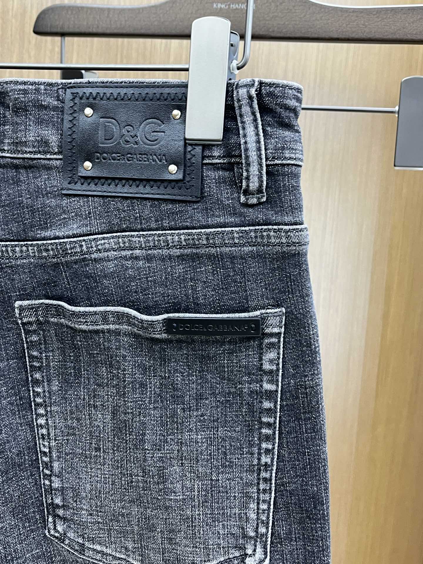 秋冬 DG 🔥🔥高端定制、25ss秋冬最新款原牛仔裤 柜台同步发售 原版定制复刻 客供五金辅料 原单品质