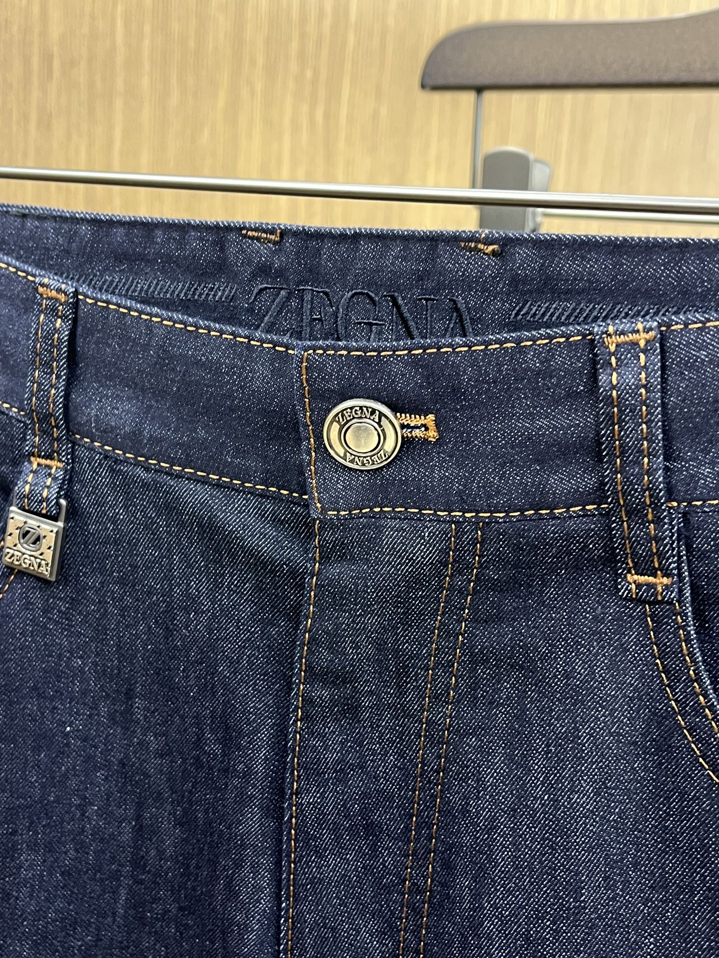 新品 ZZ 🔥春夏新品休闲牛仔裤 官网同步发售，裤身工艺设计，进口客供辅料、东欧牛仔面料定制，代工厂出品