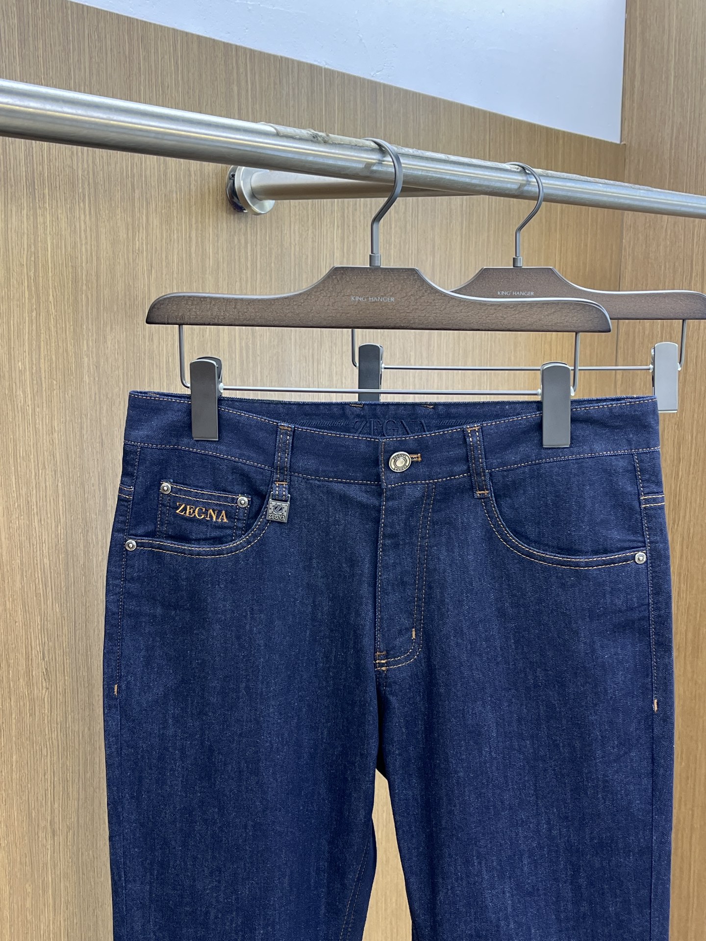 新品 ZZ 🔥春夏新品休闲牛仔裤 官网同步发售，裤身工艺设计，进口客供辅料、东欧牛仔面料定制，代工厂出品