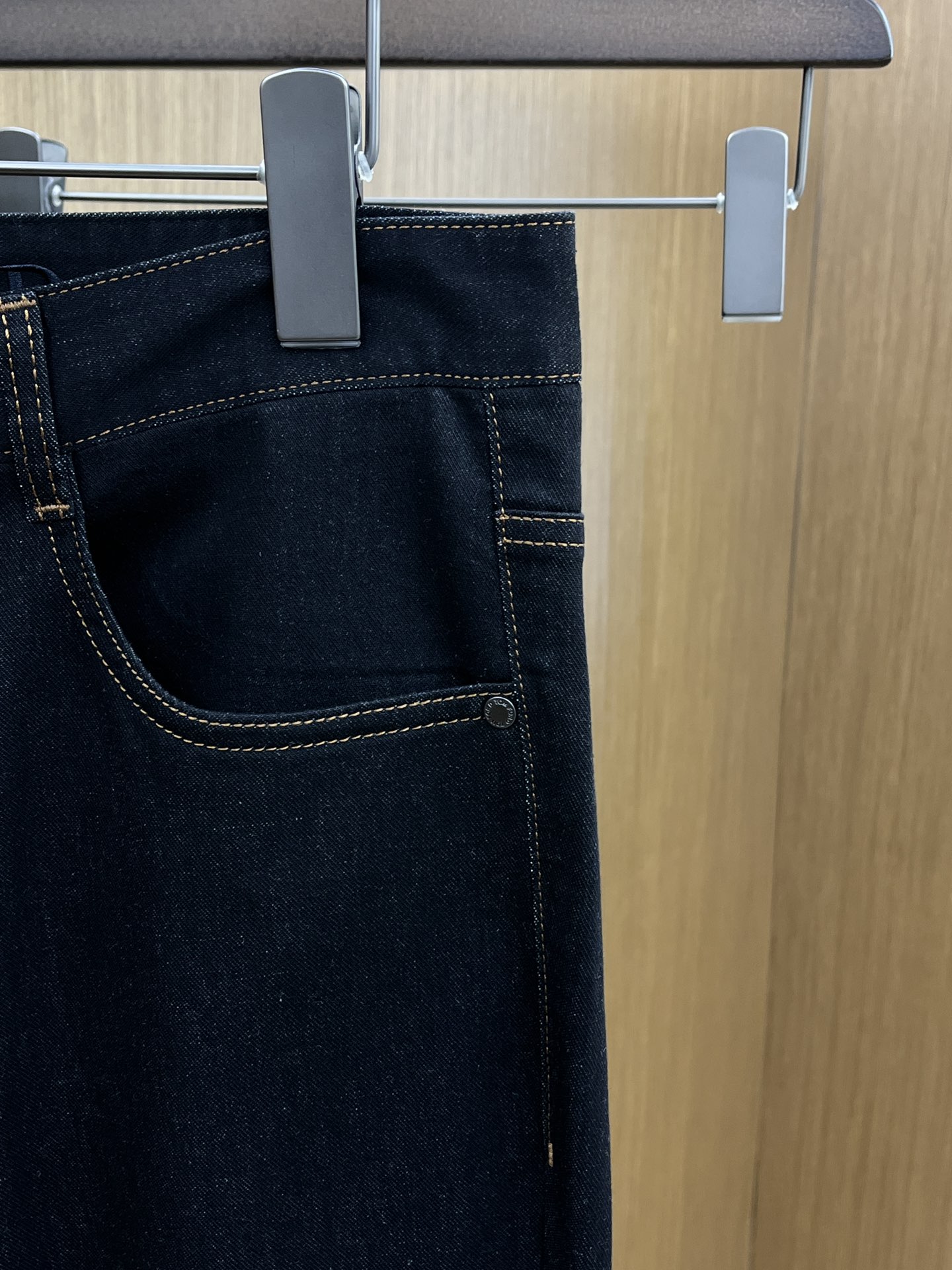 新品 TF 🔥春夏新品休闲牛仔裤 官网同步发售，裤身工艺设计，进口客供辅料、东欧牛仔面料定制，代工厂出品