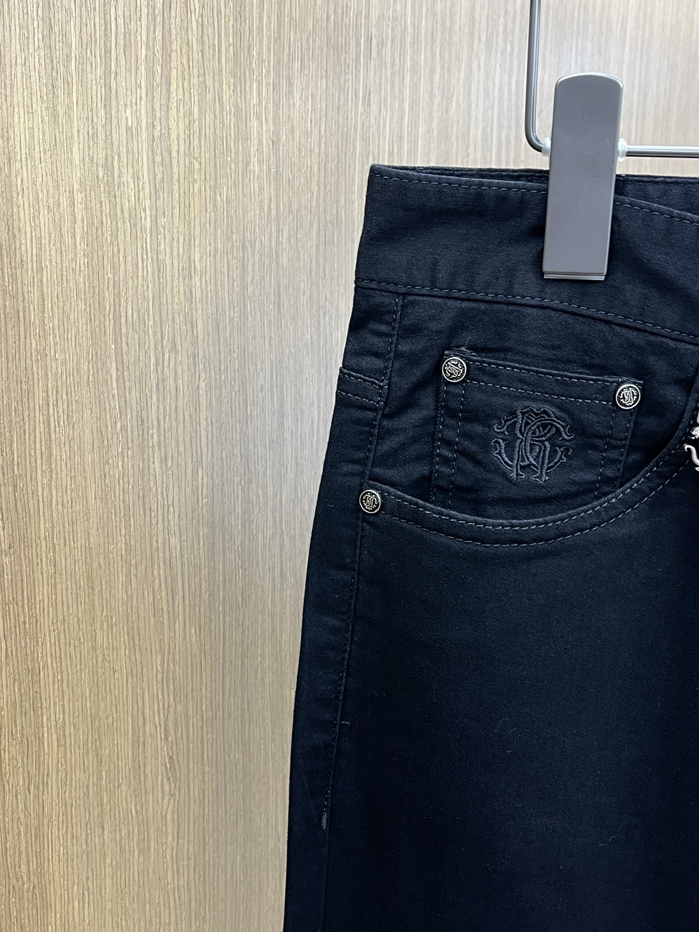 新品 RC 🔥春夏新品休闲牛仔裤 官网同步发售，裤身工艺设计，进口客供辅料、东欧牛仔面料定制，代工厂出品