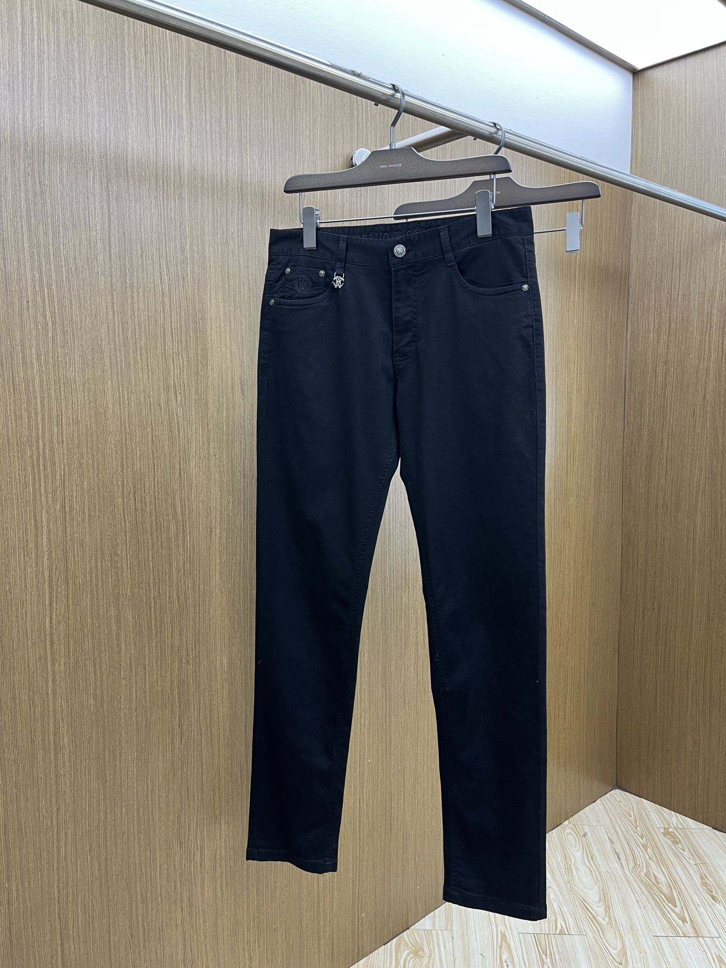 新品 RC 🔥春夏新品休闲牛仔裤 官网同步发售，裤身工艺设计，进口客供辅料、东欧牛仔面料定制，代工厂出品