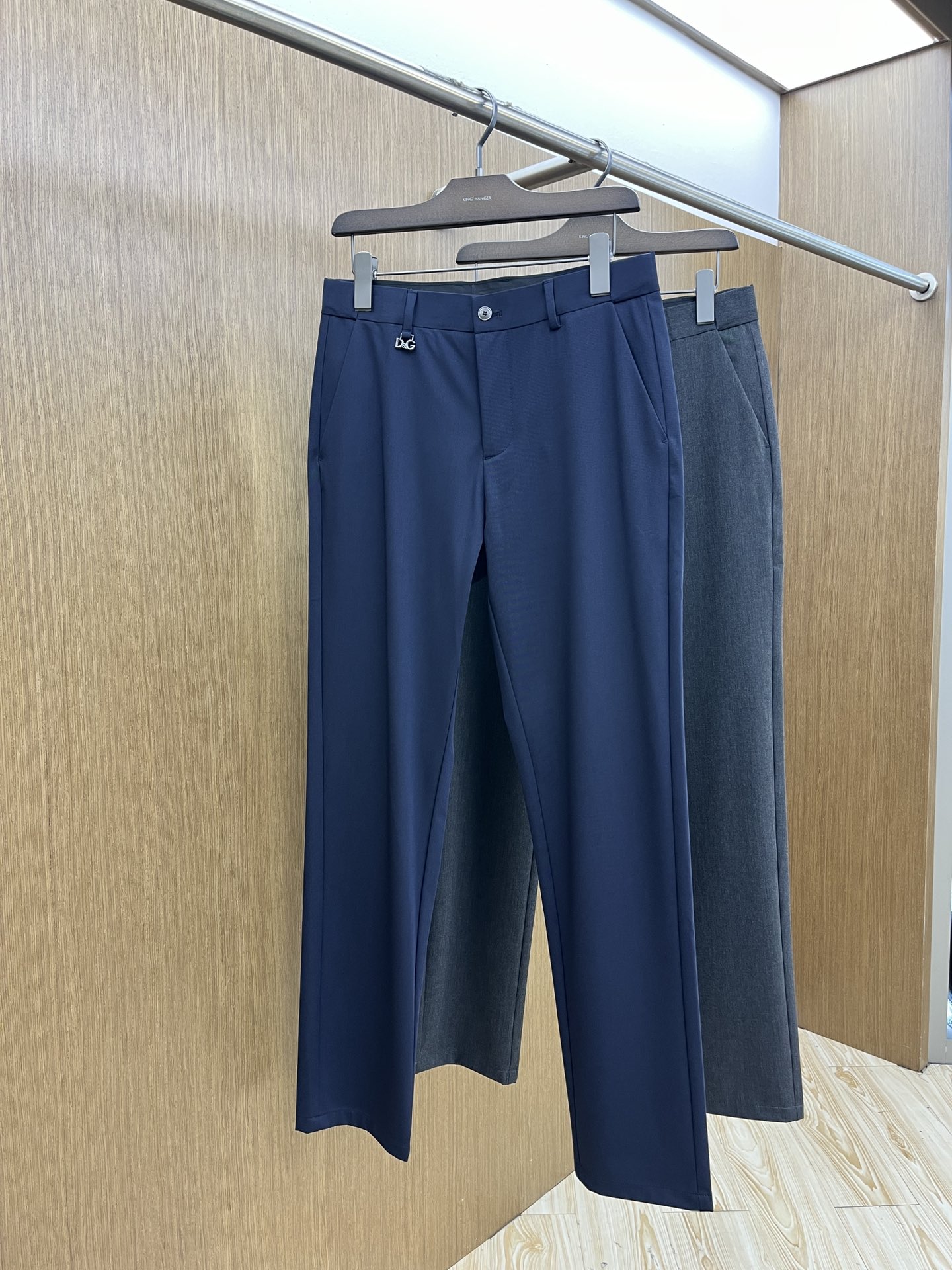新品 DG  🔥春夏新品休闲裤西裤，官网同步发售，裤身工艺设计，进口客供辅料、面料定制，代工厂出品免检！