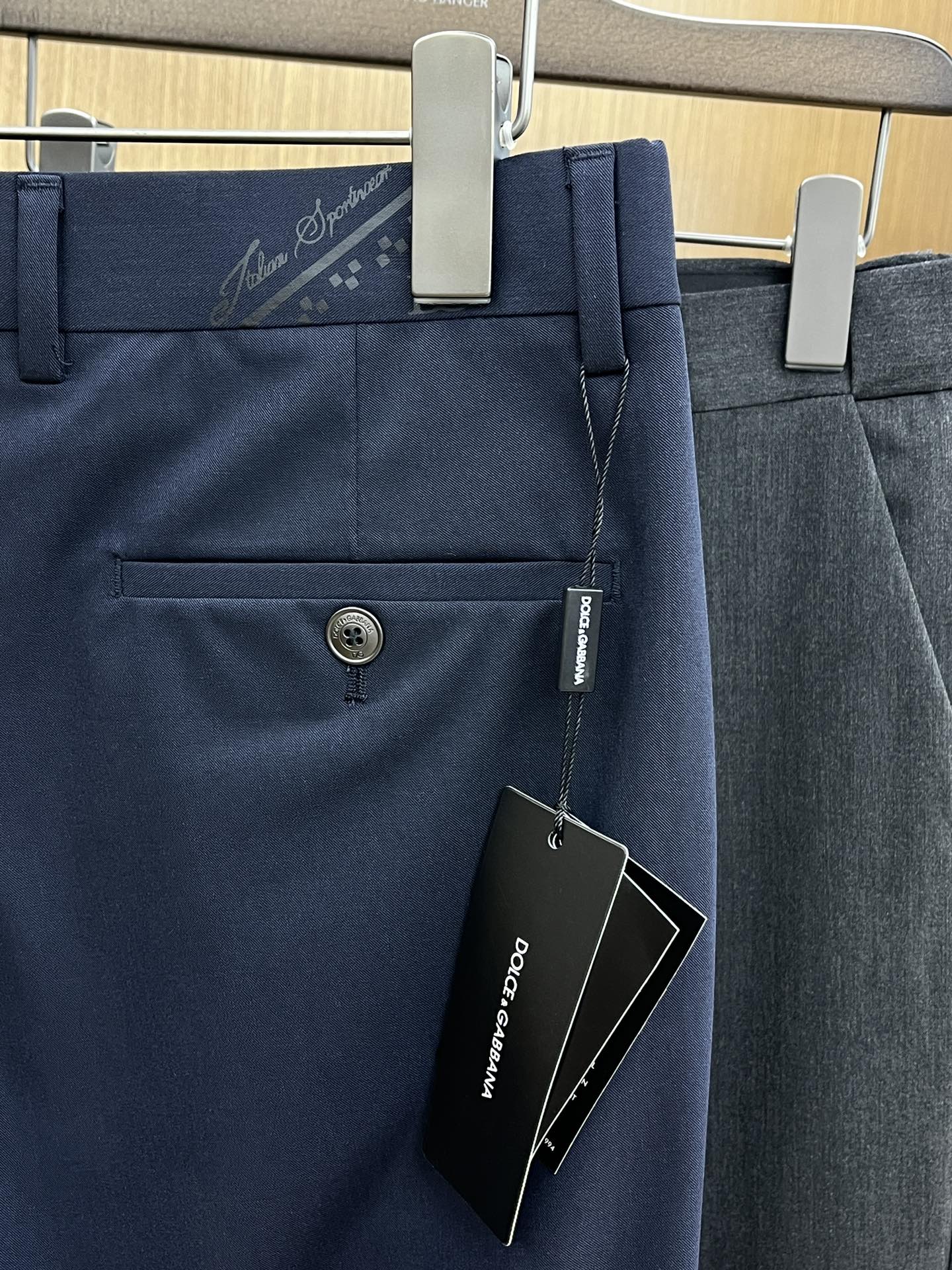 新品 DG  🔥春夏新品休闲裤西裤，官网同步发售，裤身工艺设计，进口客供辅料、面料定制，代工厂出品免检！