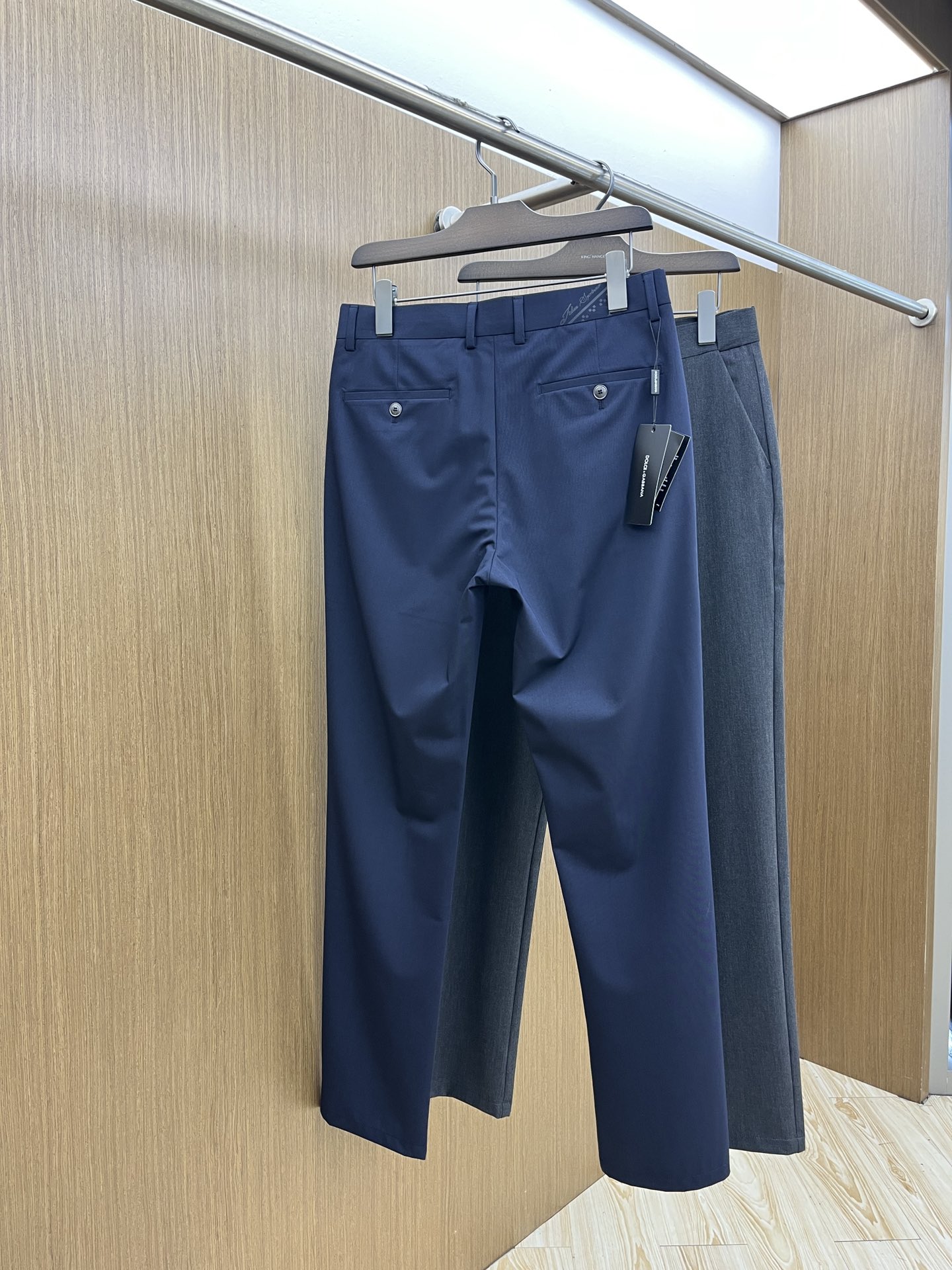 新品 DG  🔥春夏新品休闲裤西裤，官网同步发售，裤身工艺设计，进口客供辅料、面料定制，代工厂出品免检！