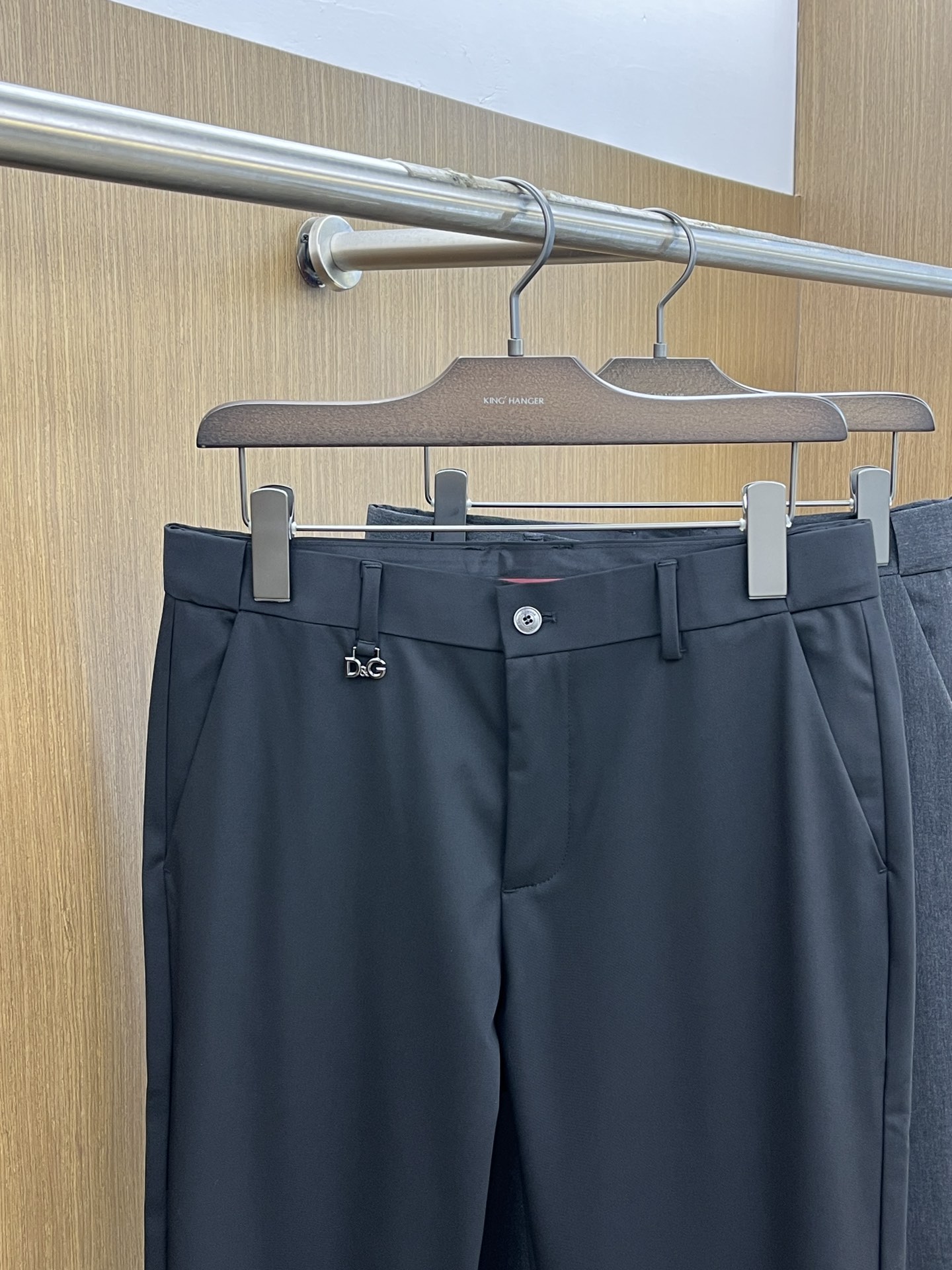 新品 DG  🔥春夏新品休闲裤西裤，官网同步发售，裤身工艺设计，进口客供辅料、面料定制，代工厂出品免检！