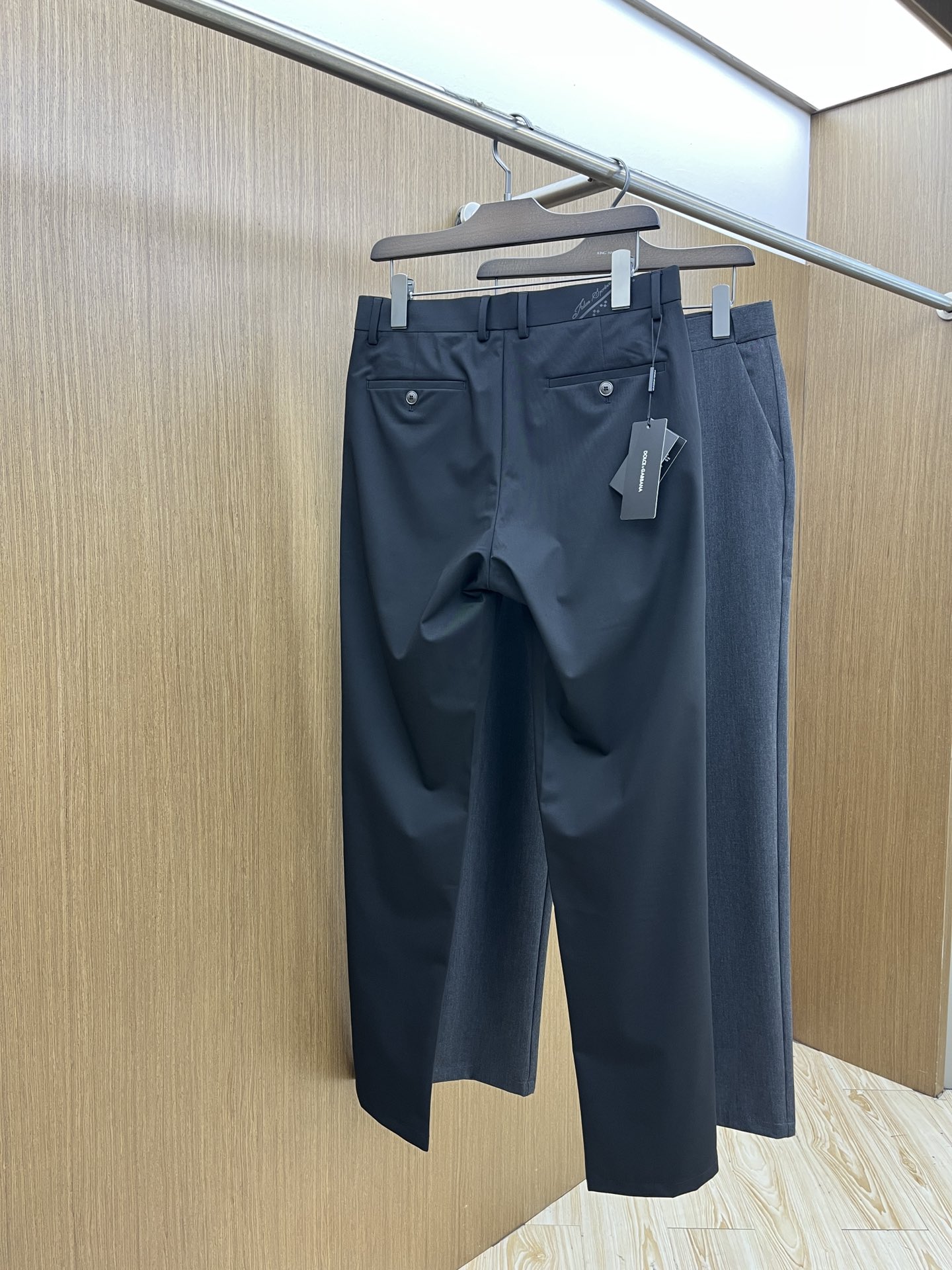 新品 DG  🔥春夏新品休闲裤西裤，官网同步发售，裤身工艺设计，进口客供辅料、面料定制，代工厂出品免检！