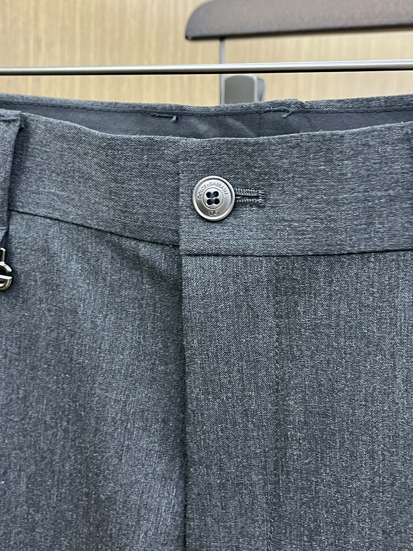 新品 DG 🔥春夏新品休闲裤西裤，官网同步发售，裤身工艺设计，进口客供辅料、面料定制，代工厂出品免检！每