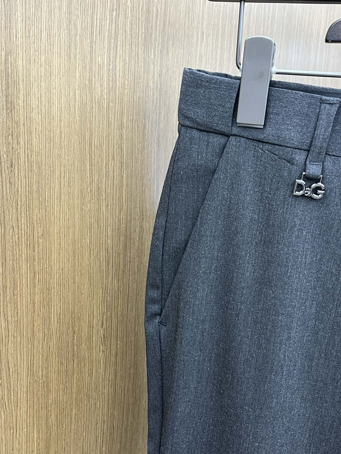 新品 DG 🔥春夏新品休闲裤西裤，官网同步发售，裤身工艺设计，进口客供辅料、面料定制，代工厂出品免检！每