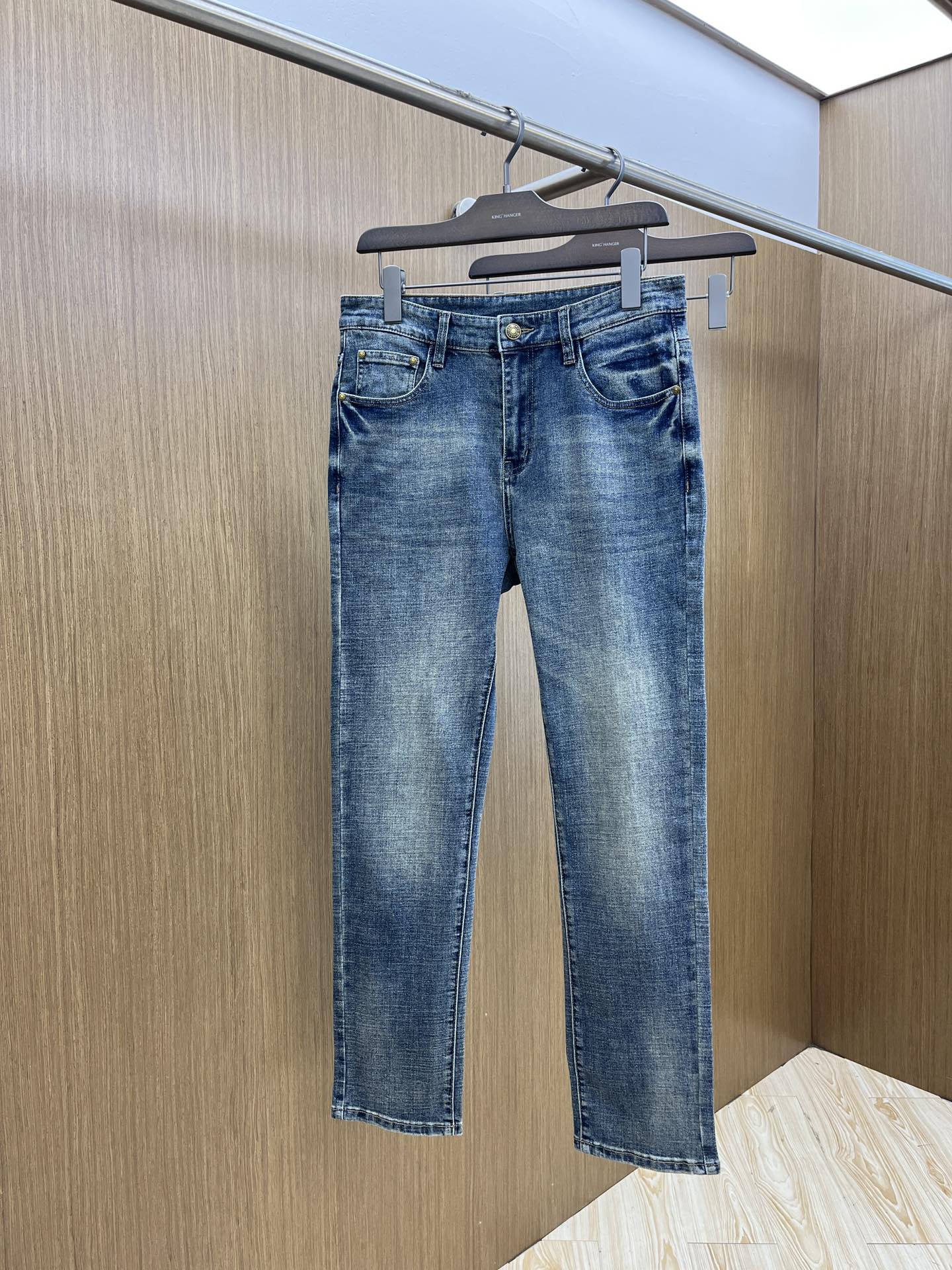 调价 新款 BBG 🔥🔥高端定制、2025早春最新款牛仔裤 柜台同步发售 原版定制复刻 客供五金辅料 原