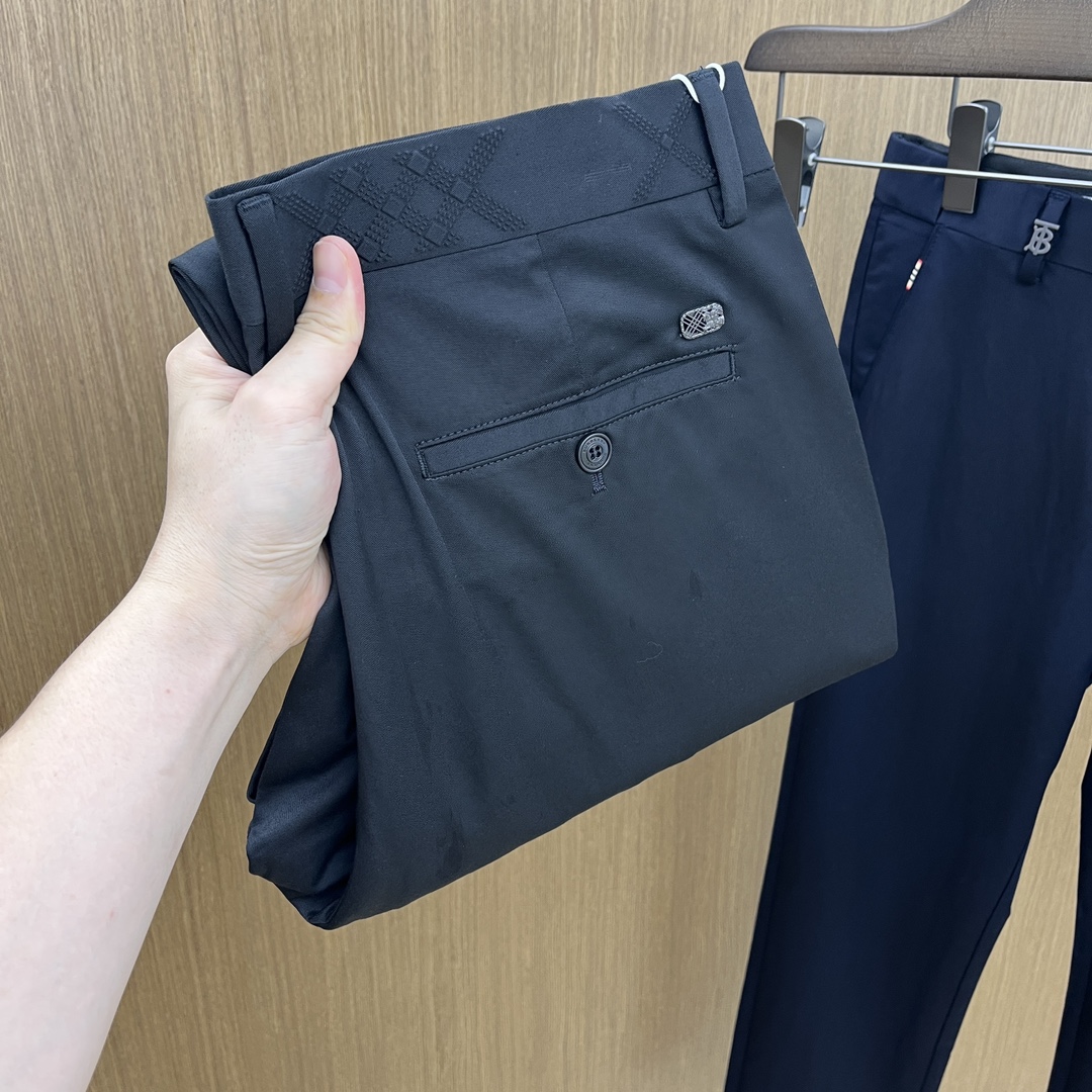 新品 BBR 🔥春夏新品休闲裤西裤，官网同步发售，裤身工艺设计，进口客供辅料、面料定制，代工厂出品免检！