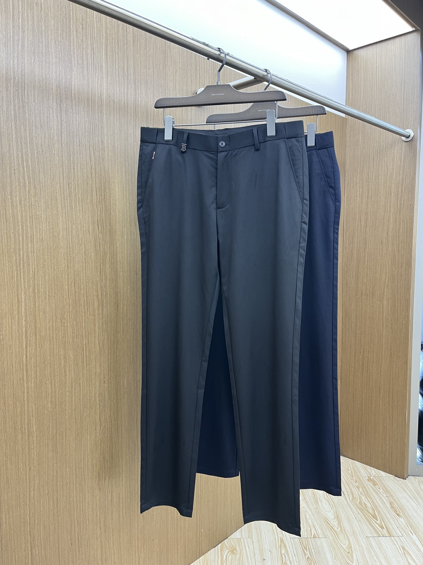 新品 BBR 🔥春夏新品休闲裤西裤，官网同步发售，裤身工艺设计，进口客供辅料、面料定制，代工厂出品免检！