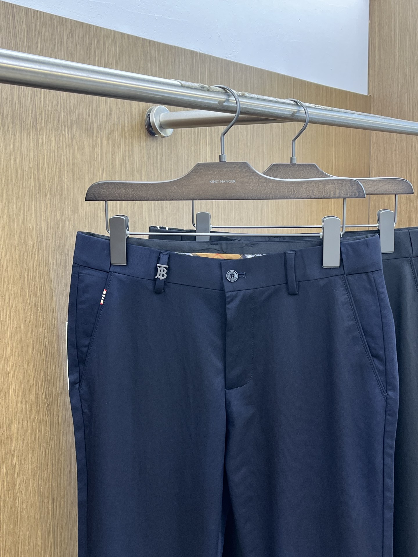 新品 BBR 🔥春夏新品休闲裤西裤，官网同步发售，裤身工艺设计，进口客供辅料、面料定制，代工厂出品免检！