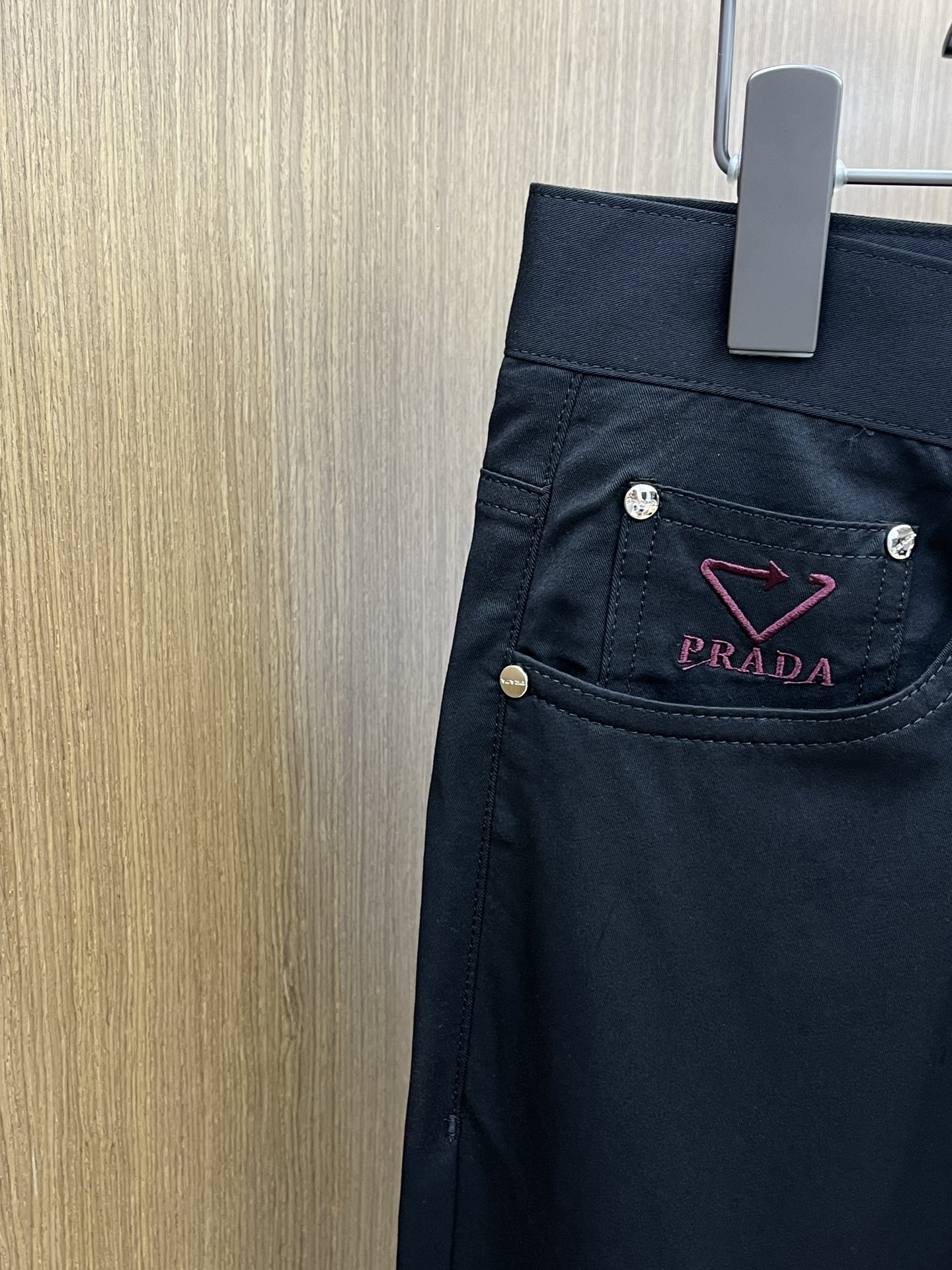 新品 PD 🔥春夏新品休闲裤西裤，官网同步发售，裤身工艺设计，进口客供辅料、面料定制，代工厂出品免检！每