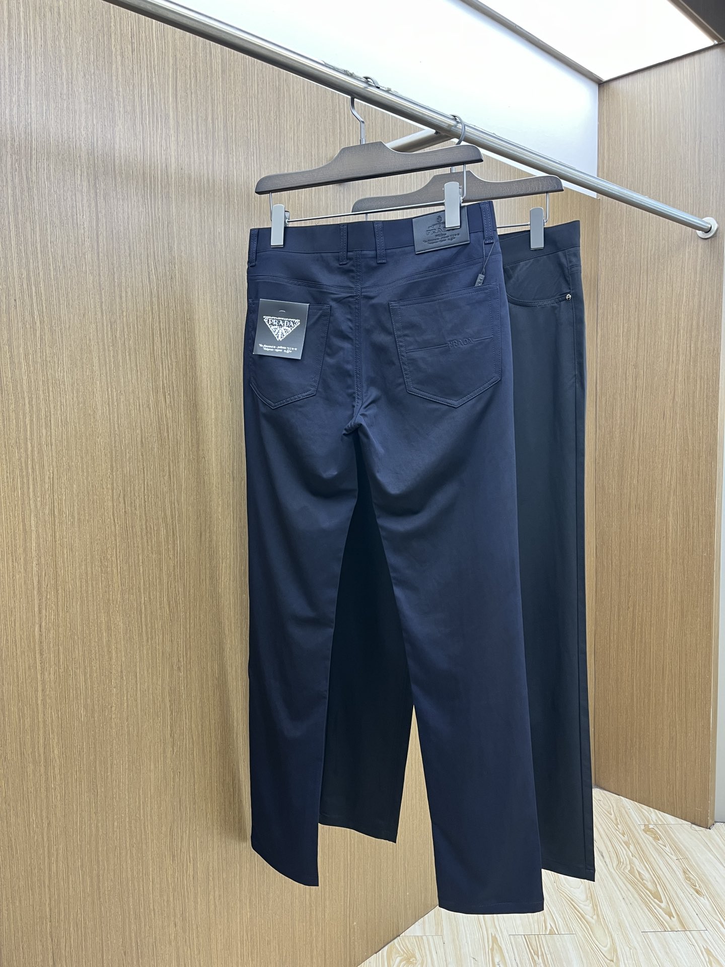 新品 PD 🔥春夏新品休闲裤西裤，官网同步发售，裤身工艺设计，进口客供辅料、面料定制，代工厂出品免检！每