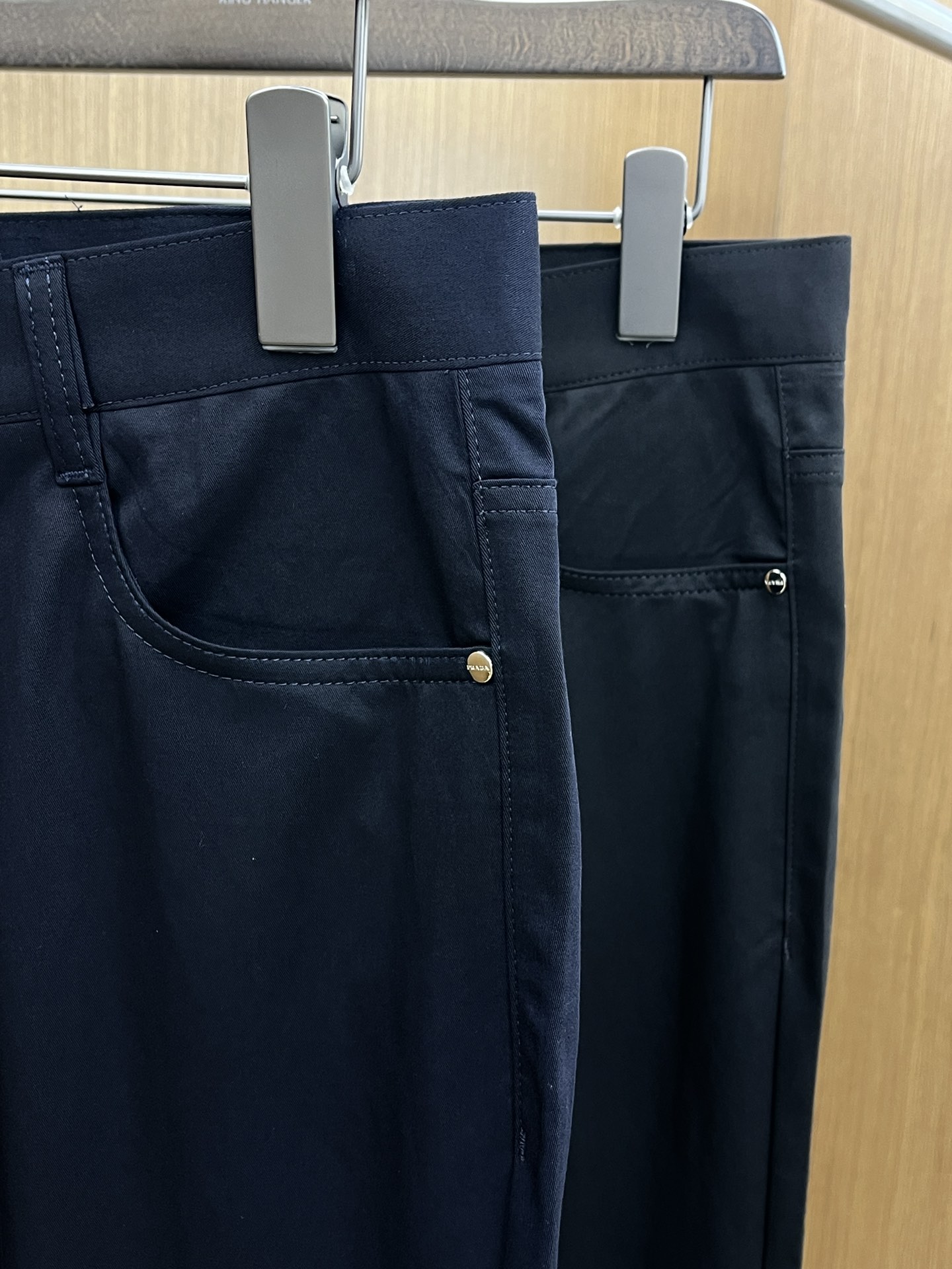 新品 PD 🔥春夏新品休闲裤西裤，官网同步发售，裤身工艺设计，进口客供辅料、面料定制，代工厂出品免检！每