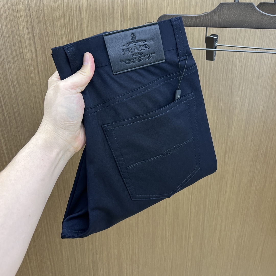 NO:513273,New product PD Spring and summer new casual trousers, simultaneously released on the official website, trouser body craft design, imported customer-supplied auxiliary materials, fabric customization, and OEM products are free of inspection!  Every detail is the ultimate, the original hardware accessories are trendy and stylish, and they are a must-have item for trendy people!  Original single production of fh12!  Number of codes 29-38 None 35.37, alexander wang19860909新品 PD 春夏新品休闲裤西裤,官网同步发售,裤身工艺设计,进口客供辅料、面料定制,代工厂出品免检！每个细节做到极致,原版五金配件,潮范十足、上身有型帅气,潮人必备单品！ fh12原单出品！ 码数29-38无35.37,,alexander wang,Men's clothing