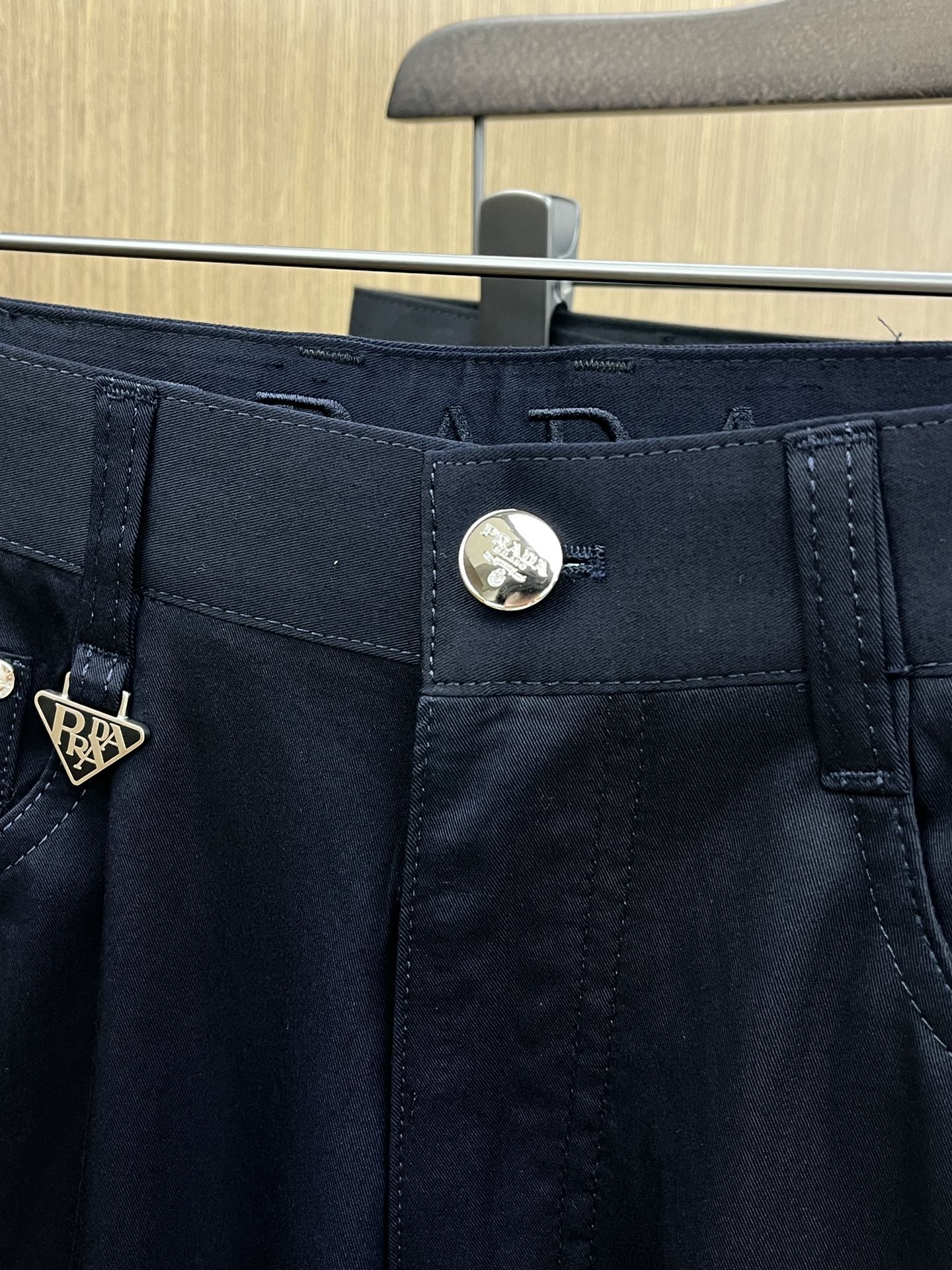 新品 PD 🔥春夏新品休闲裤西裤，官网同步发售，裤身工艺设计，进口客供辅料、面料定制，代工厂出品免检！每