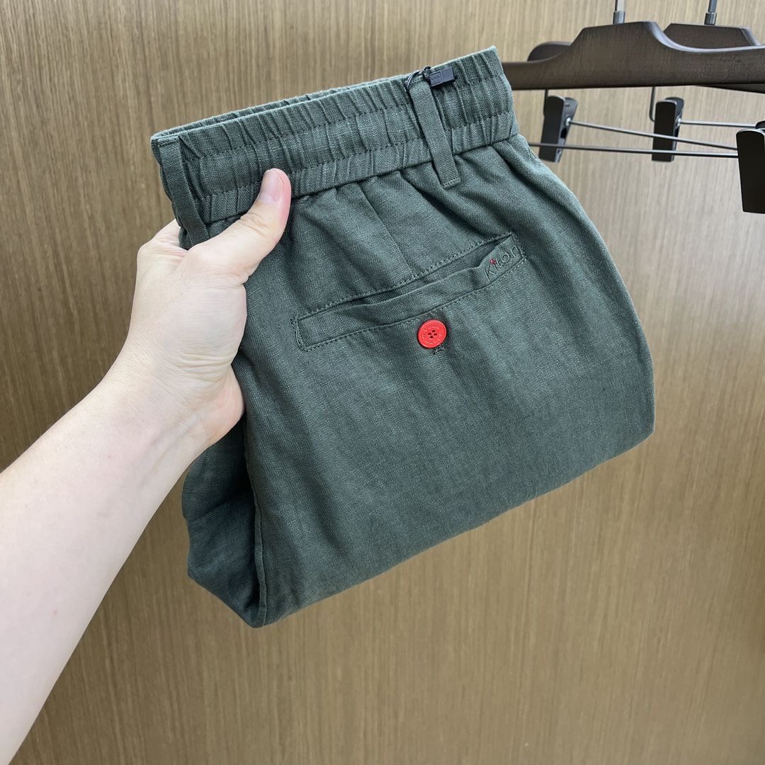 NO:509838,New product Kiton spring and summer new casual trousers, simultaneously released on the official website, trouser body craft design, imported customer-supplied auxiliary materials, fabric customization, and OEM products are free of inspection!  Every detail is the ultimate, the original hardware accessories are trendy and stylish, and they are a must-have item for trendy people!  Original single production of fh12!  Number of codes 29-38 None 35.37, alexander wang19860909新品 Kiton 春夏新品休闲裤西裤,官网同步发售,裤身工艺设计,进口客供辅料、面料定制,代工厂出品免检！每个细节做到极致,原版五金配件,潮范十足、上身有型帅气,潮人必备单品！ fh12原单出品！ 码数29-38无35.37,,alexander wang,Men's clothing