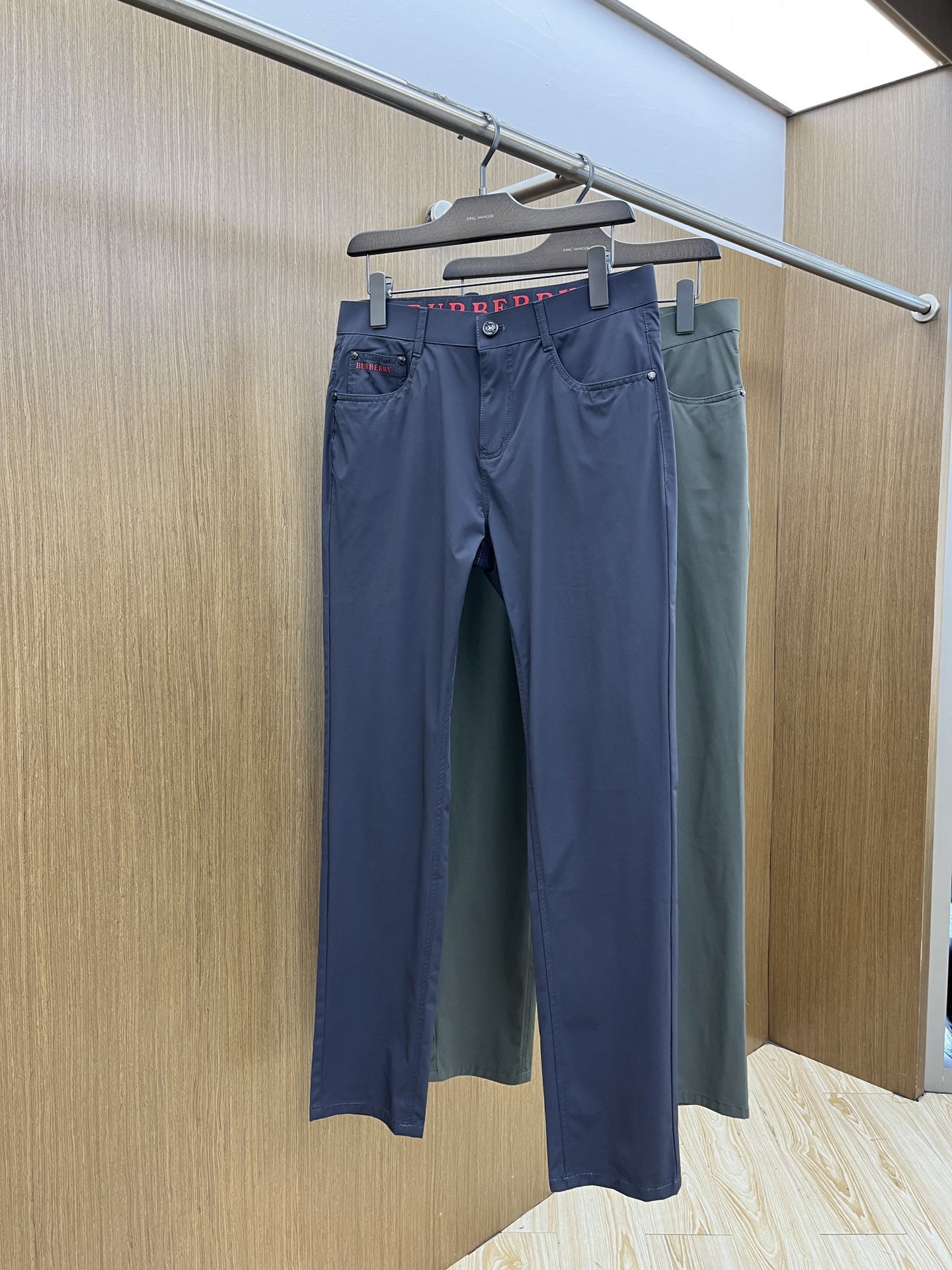 新品 BBR 🔥春夏新品休闲裤西裤，官网同步发售，裤身工艺设计，进口客供辅料、面料定制，代工厂出品免检！