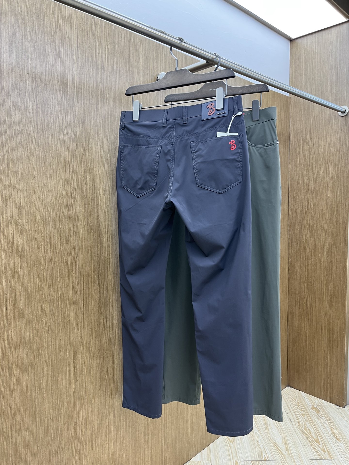 新品 BBR 🔥春夏新品休闲裤西裤，官网同步发售，裤身工艺设计，进口客供辅料、面料定制，代工厂出品免检！
